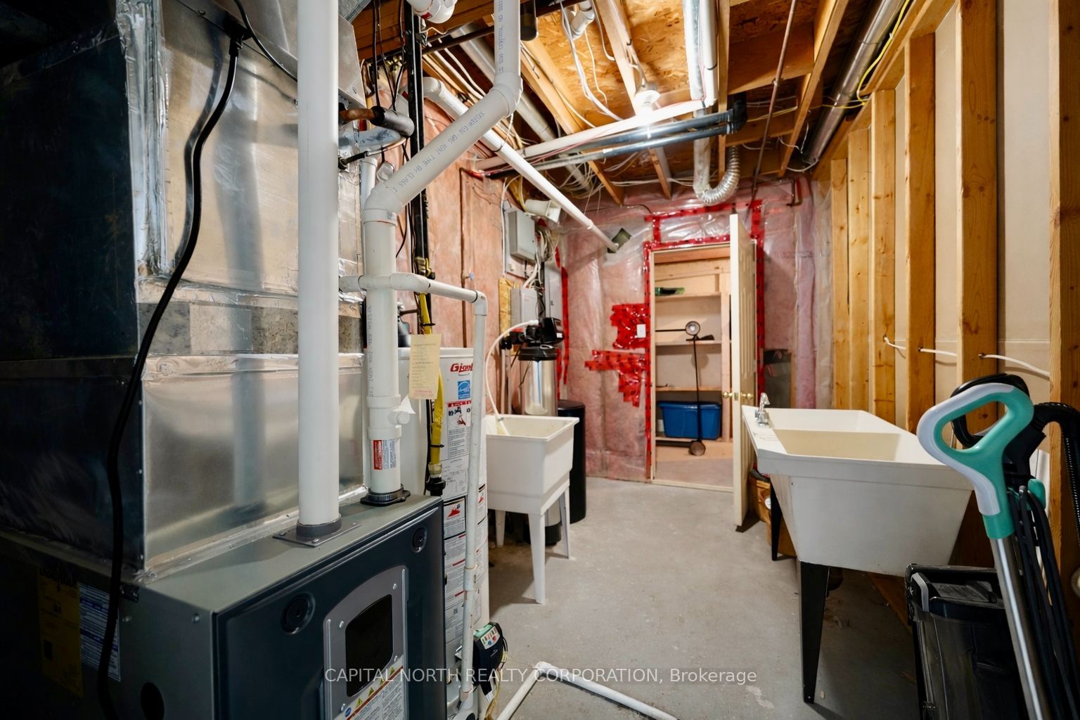 8 Downer Crescent Property Photo 32