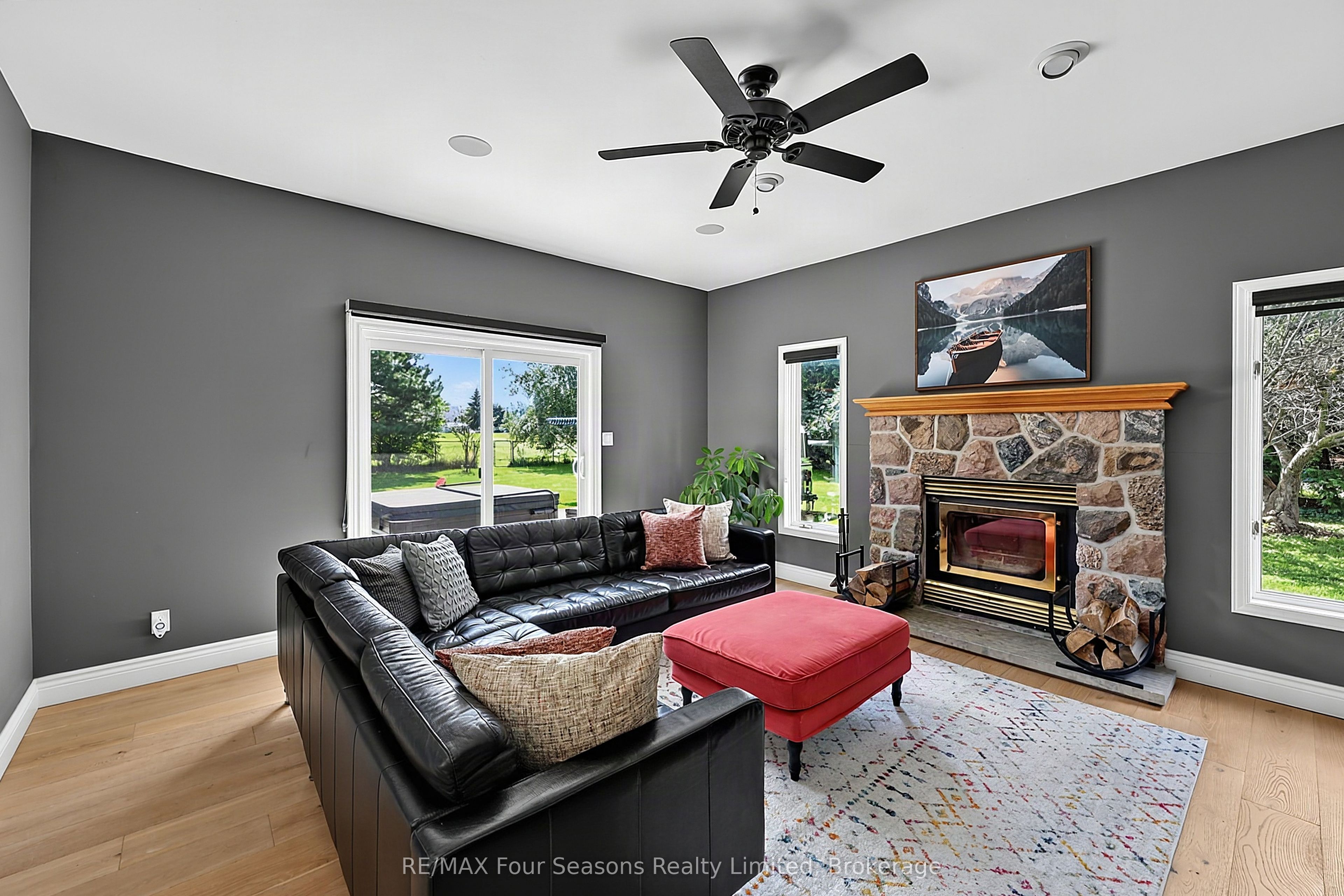 7551 36/37 Nottawasaga Side Road E Property Photo 4