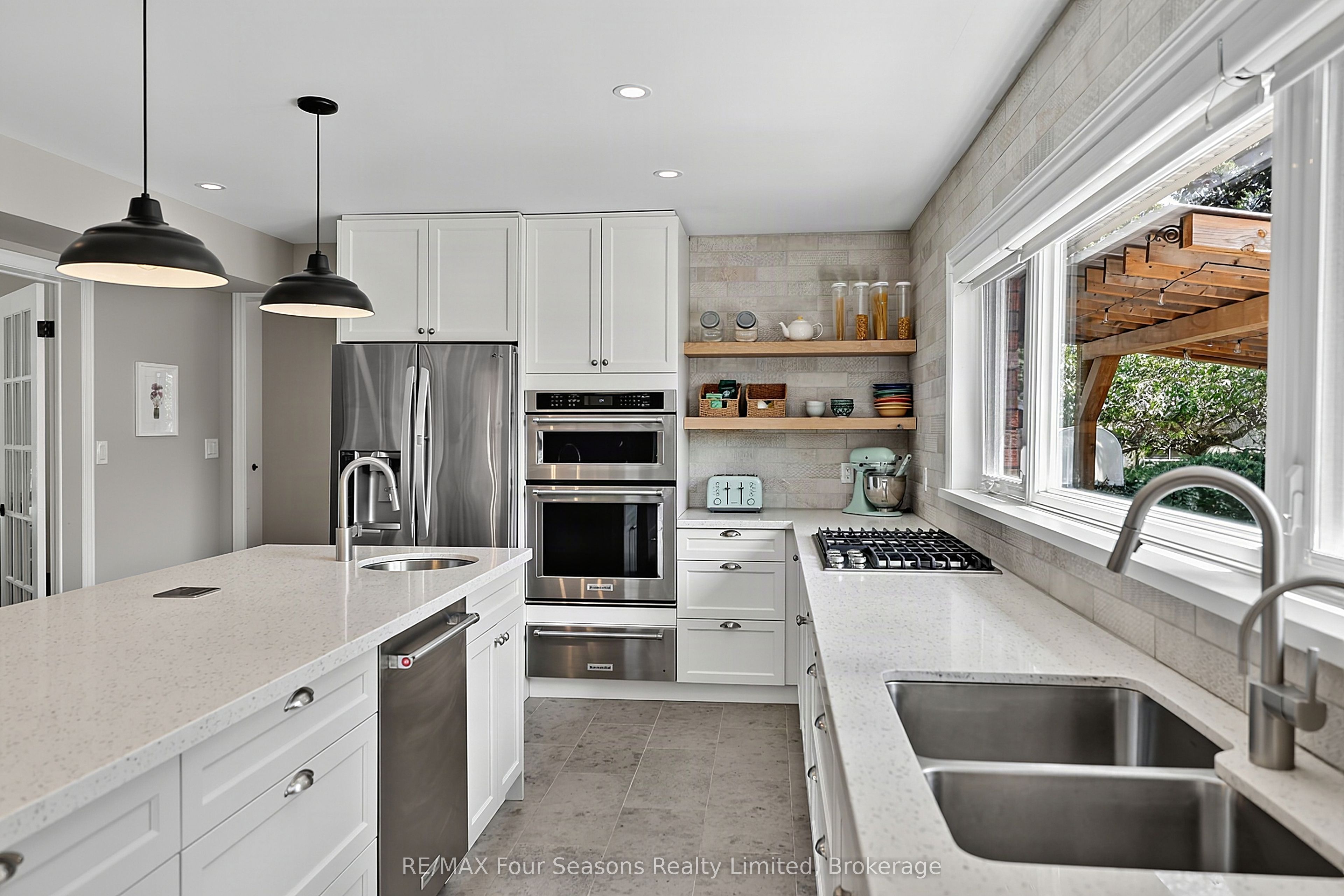 7551 36/37 Nottawasaga Side Road E Property Photo 14