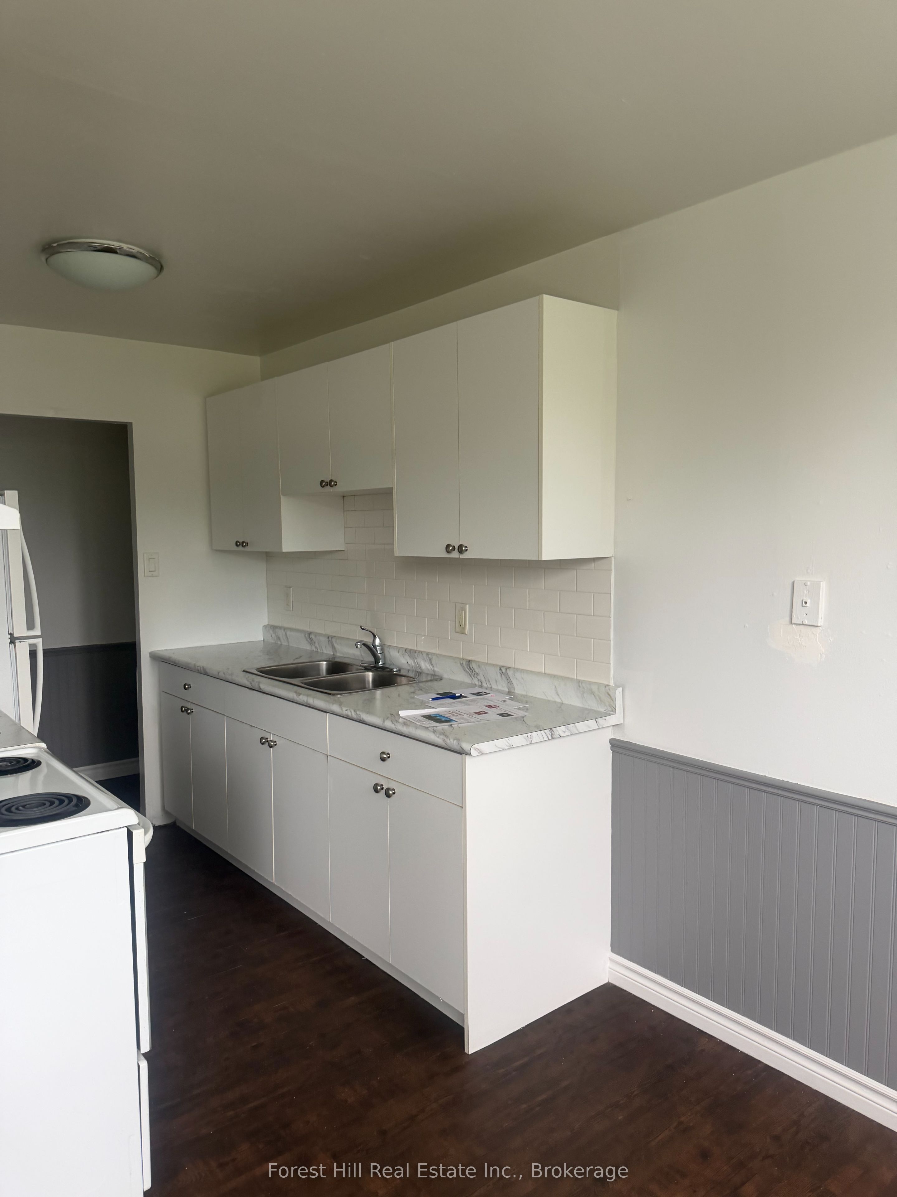 176 Eighth Street 201 Property Photo 2