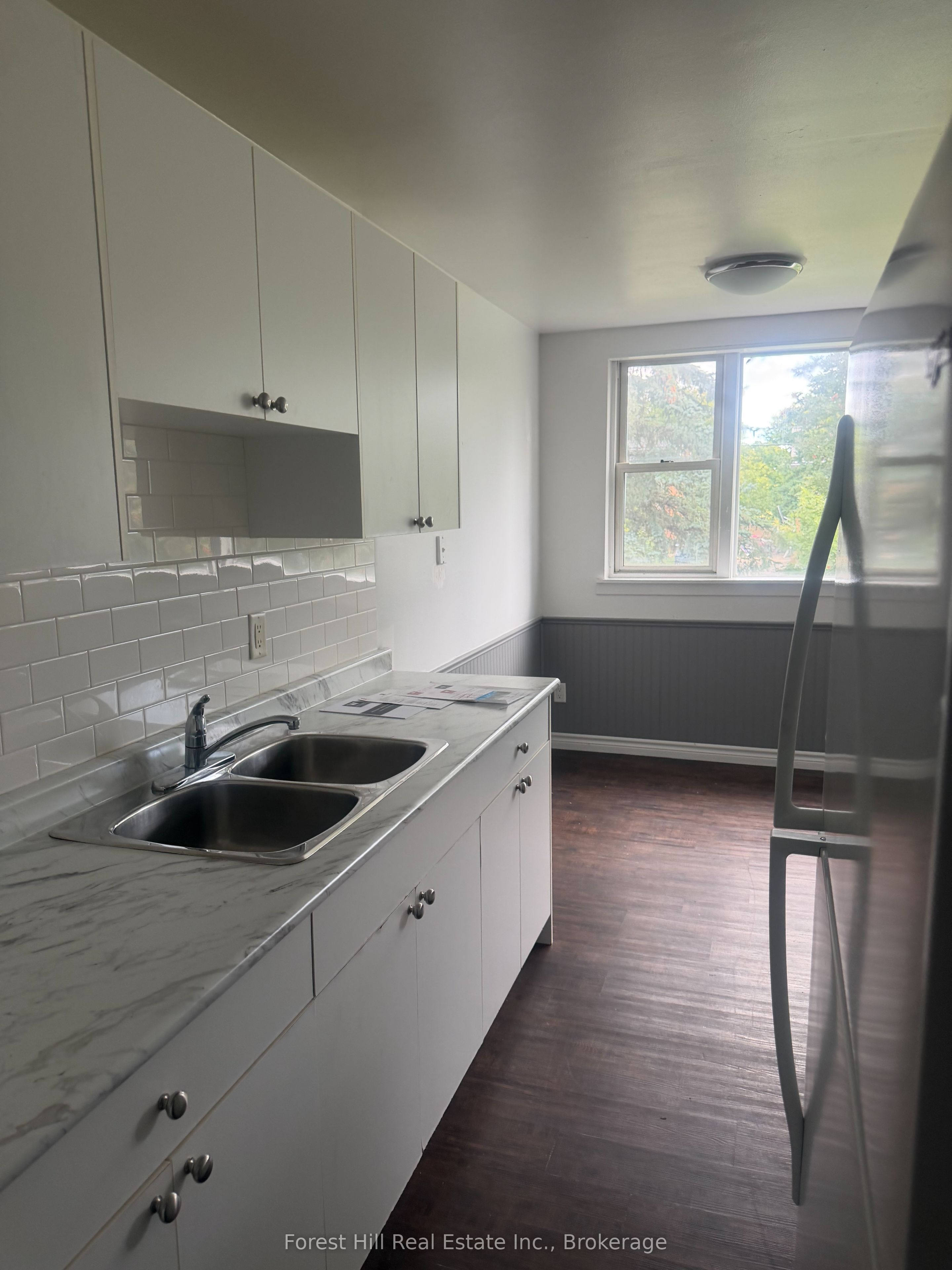 176 Eighth Street 201 Property Photo 3