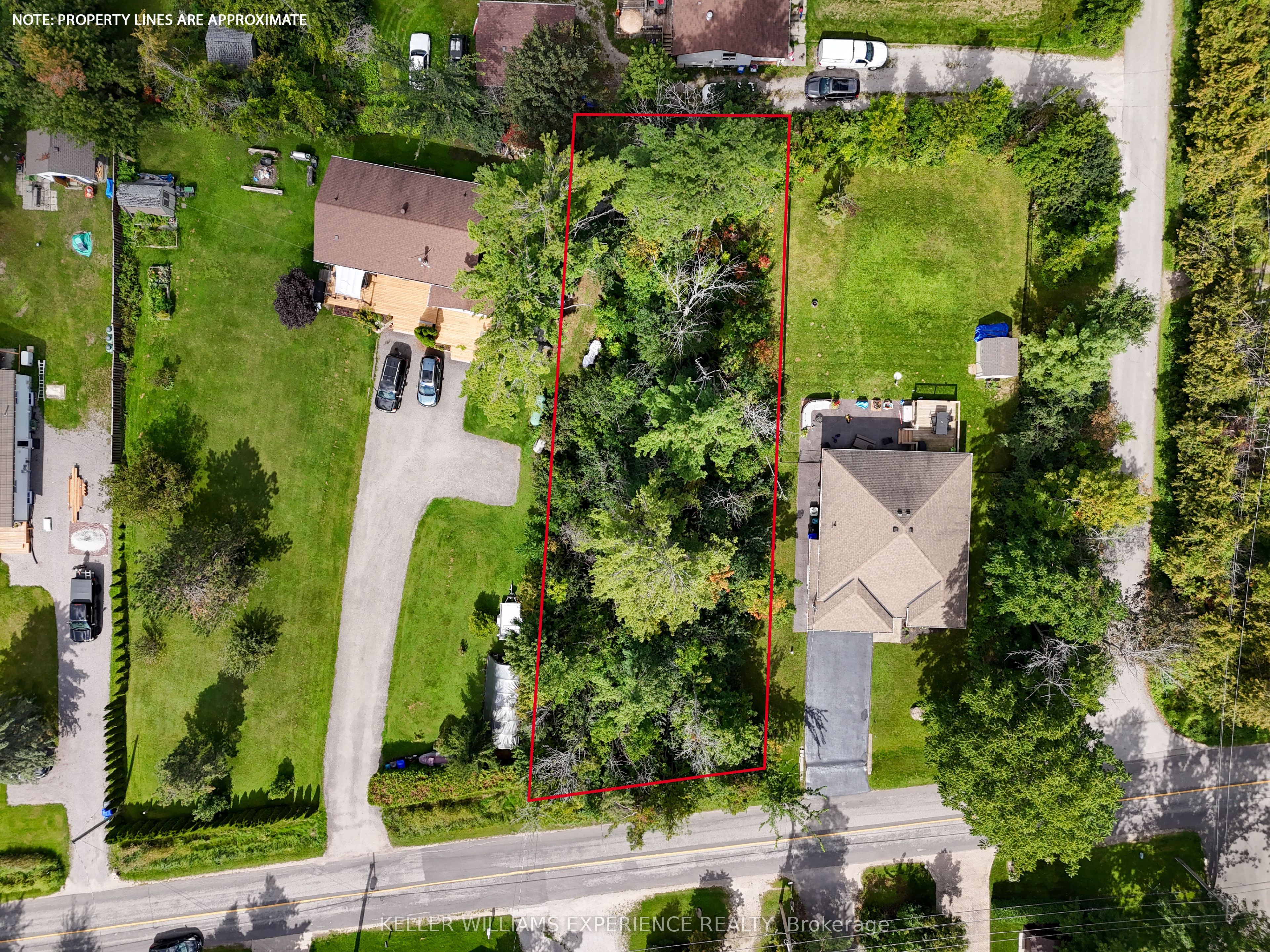 108 Lakeshore Road E Property Photo 2