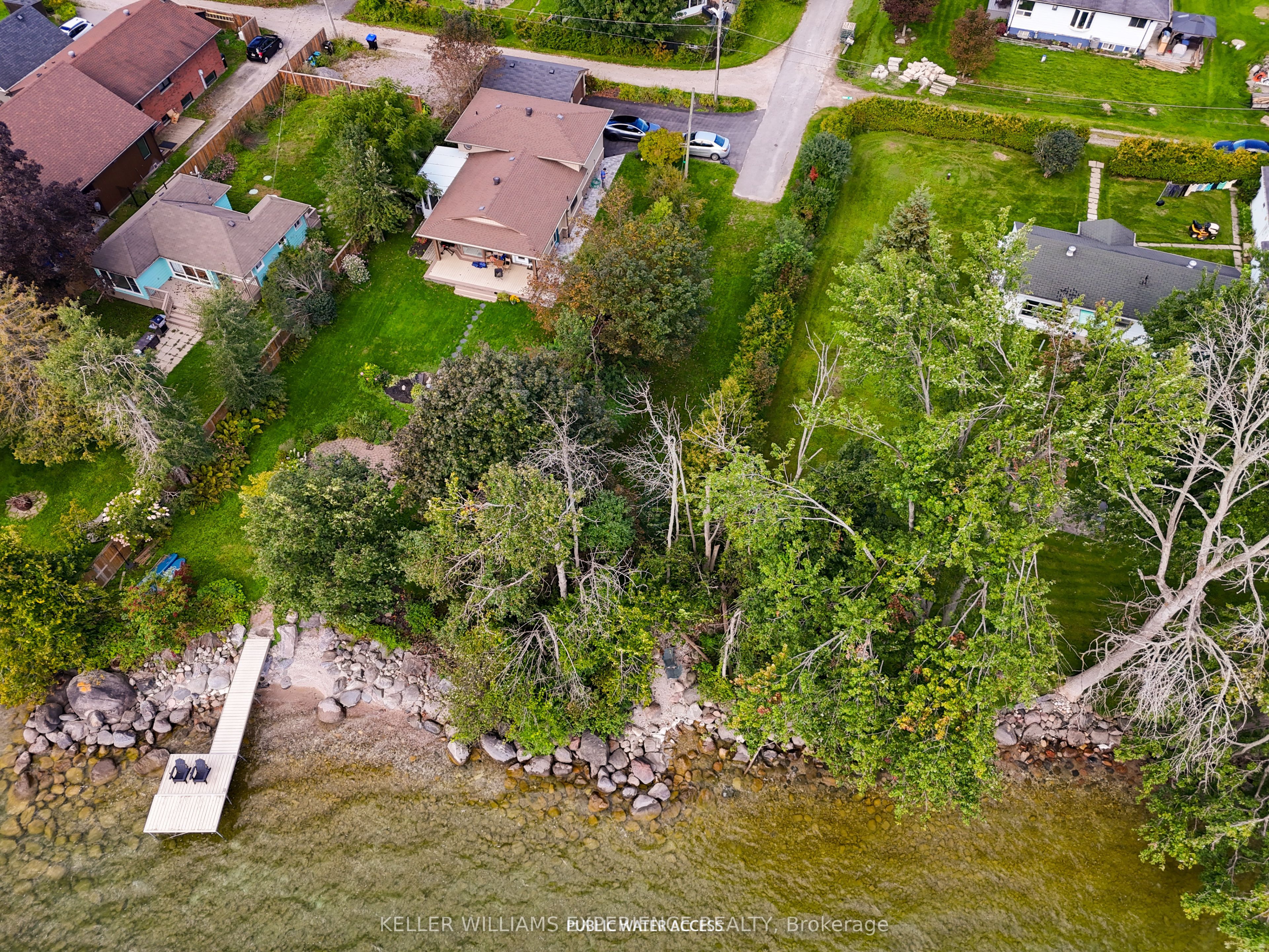 108 Lakeshore Road E Property Photo 12