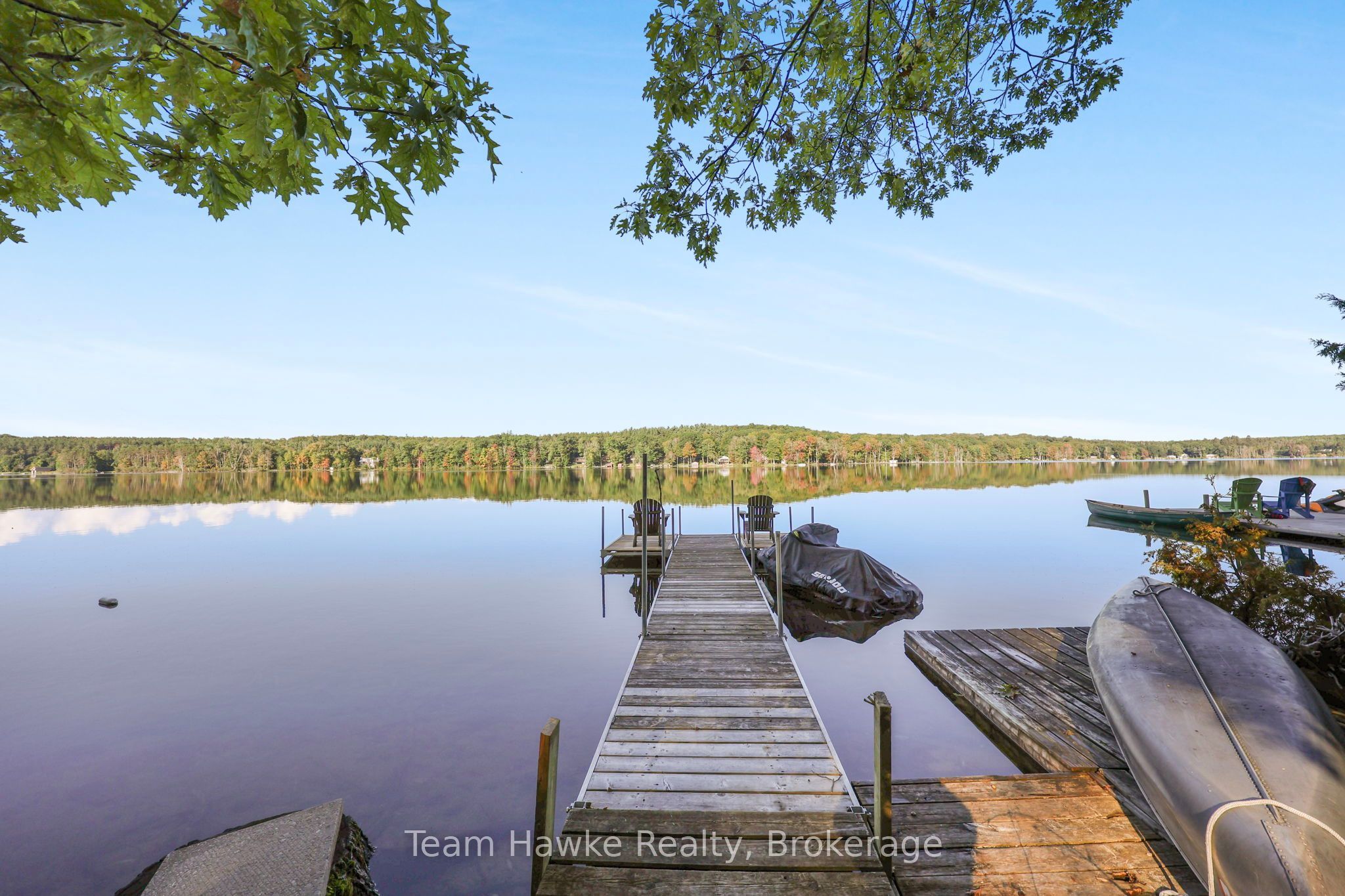 8 Farlain Lake Road E Property Photo 33