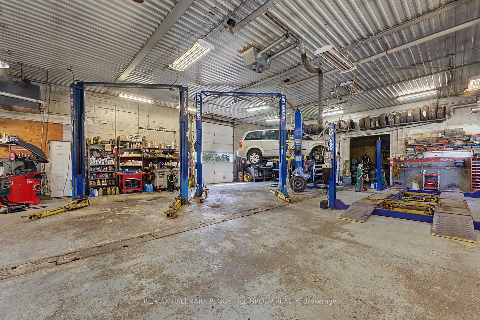 46 Yonge Street S Property Photo 2