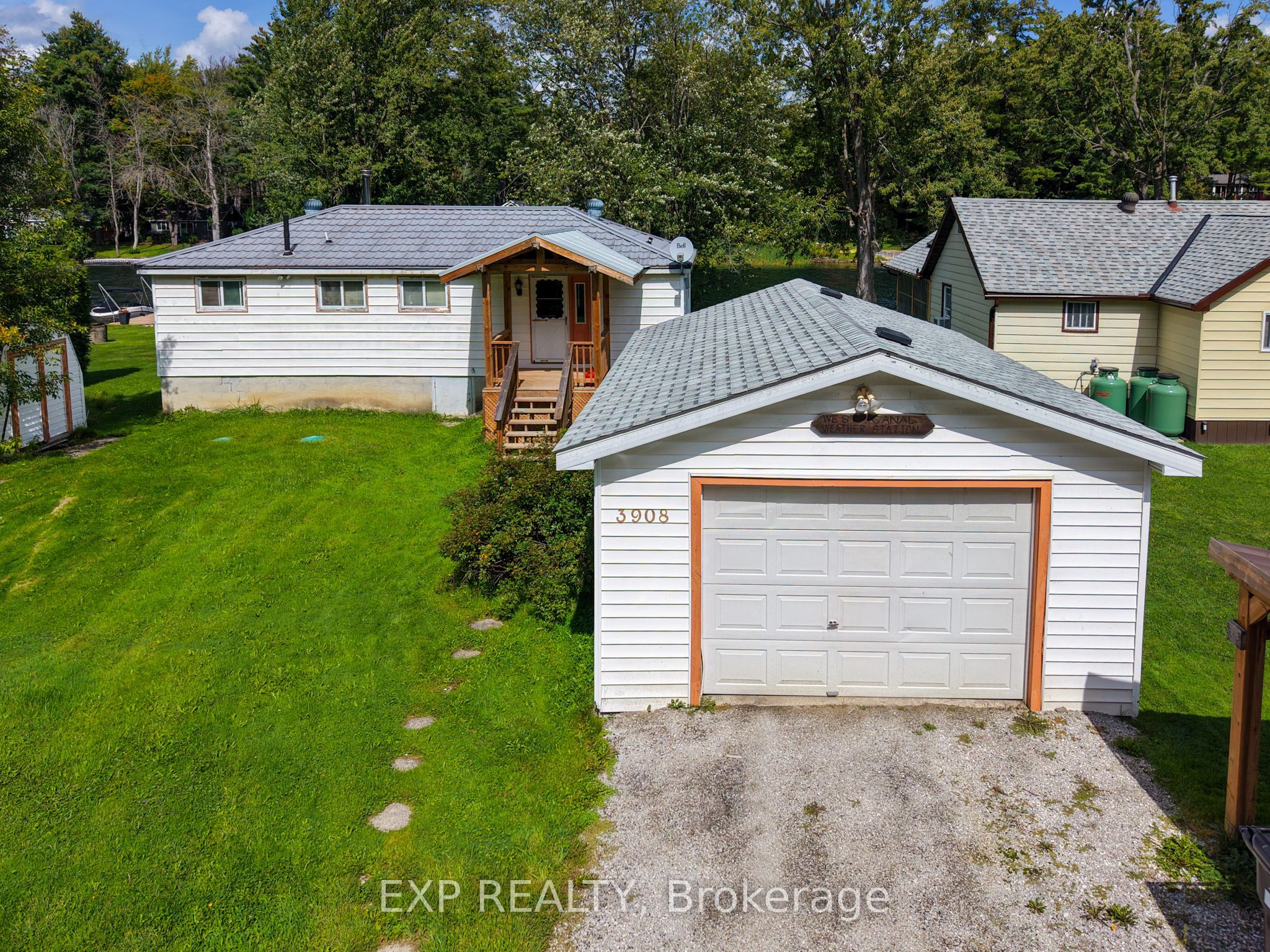 3908 Canal Road W Property Photo 4