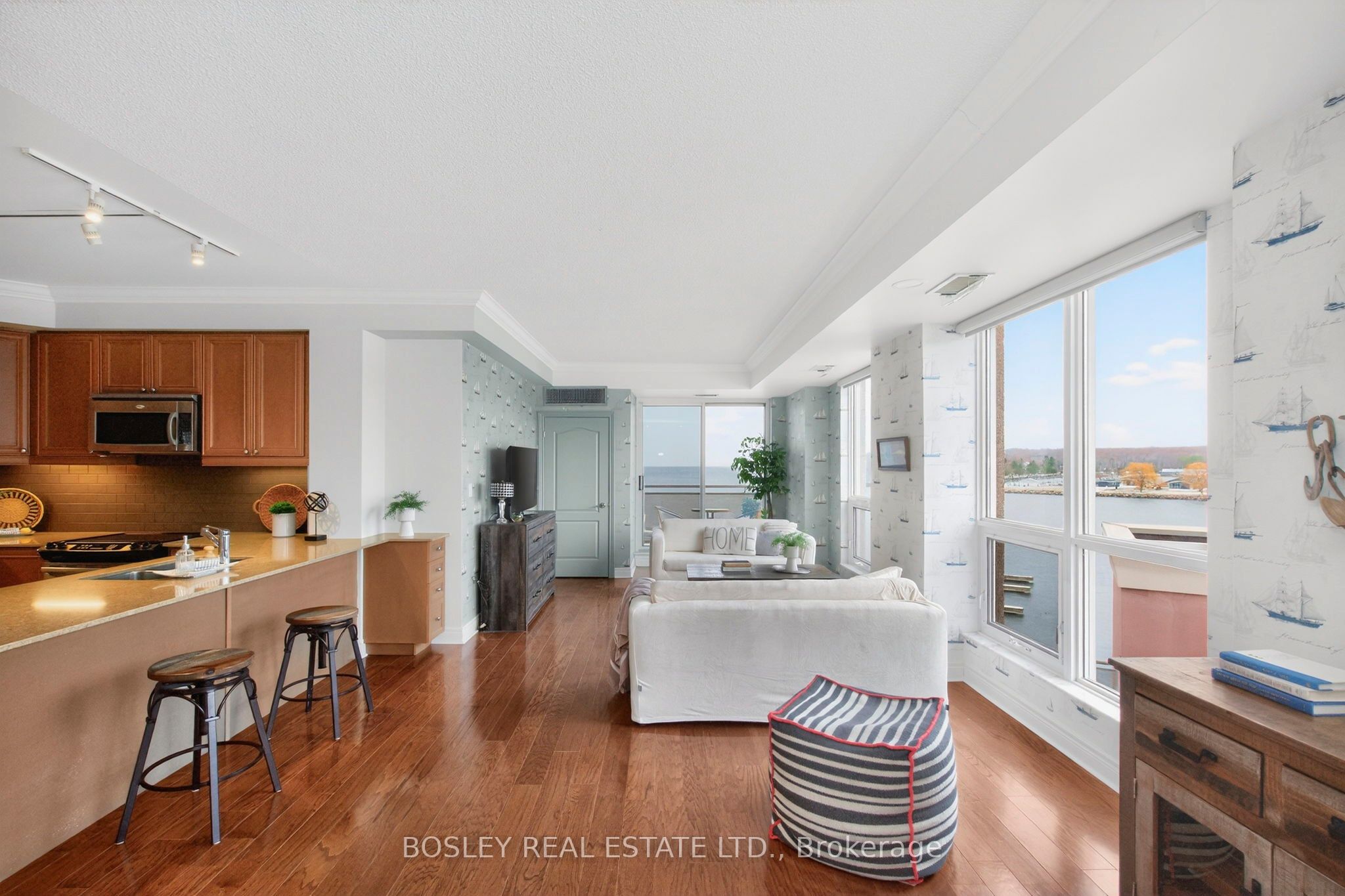 699 Aberdeen Boulevard 307 Property Photo 10