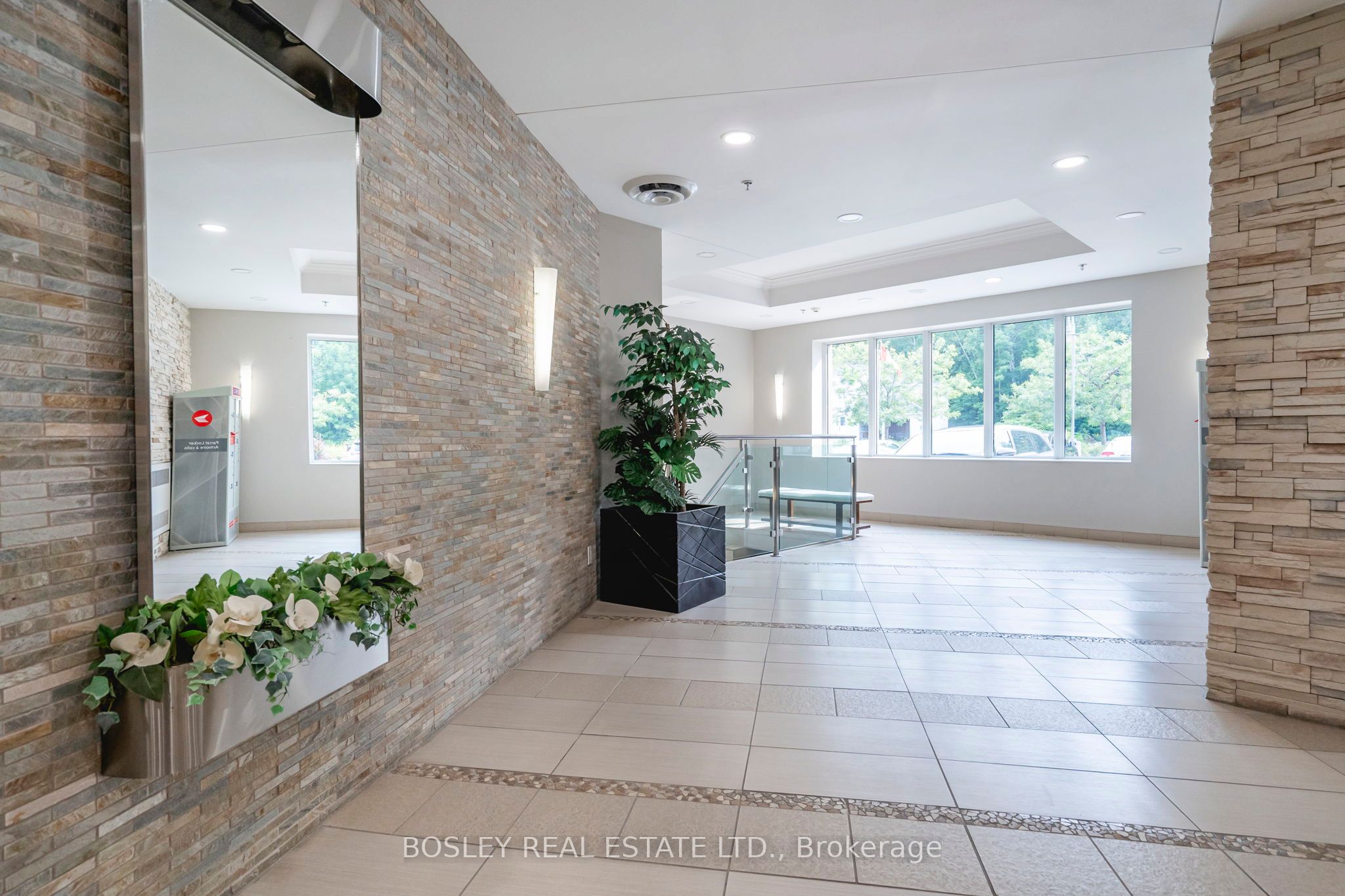 699 Aberdeen Boulevard 307 Property Photo 26