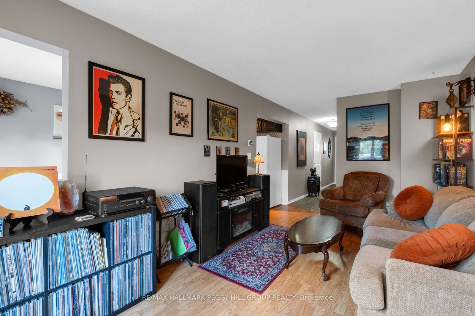47 Kipling Place Property Photo 4