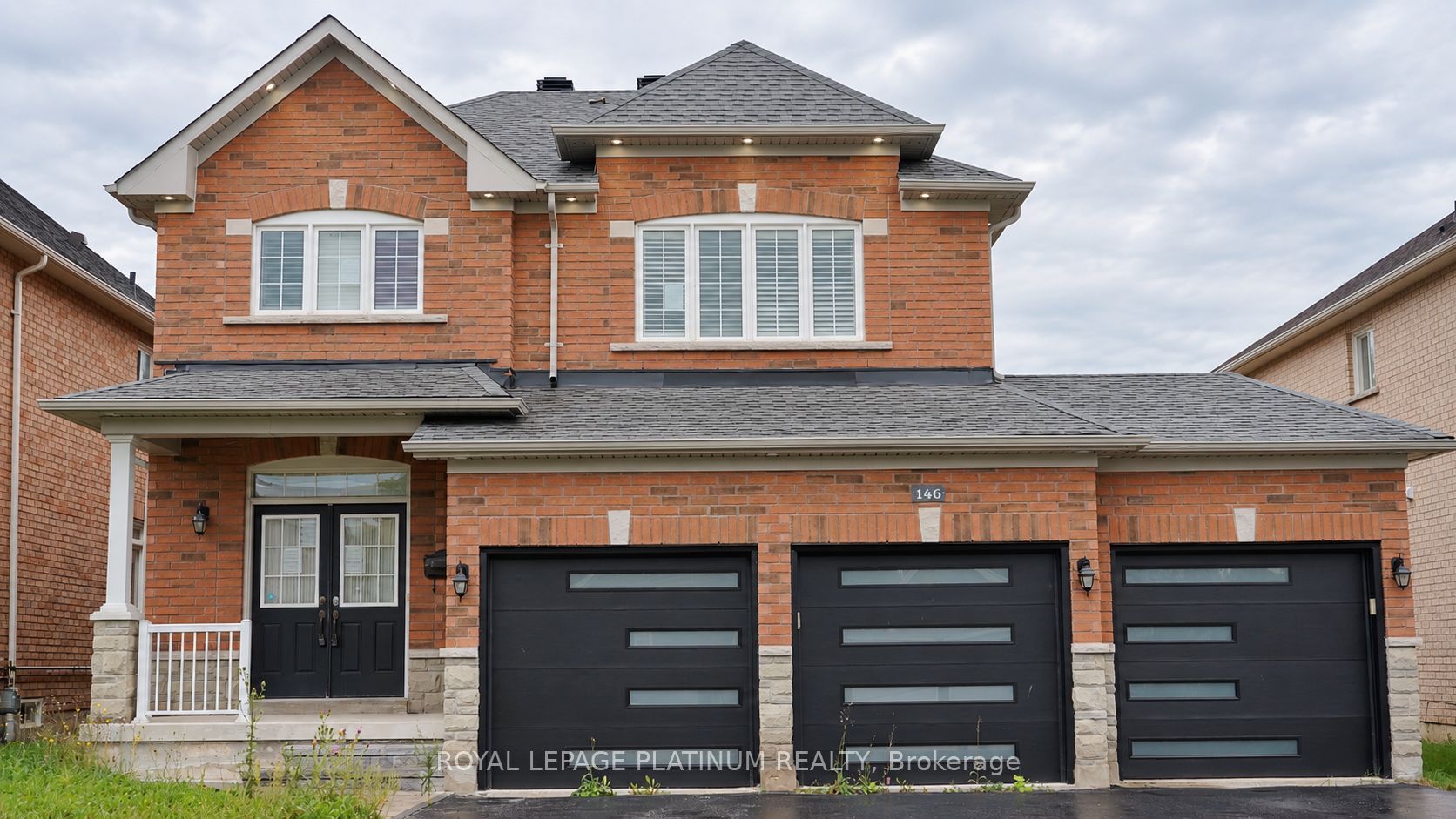 146 Sandringham Drive Property Photo 2