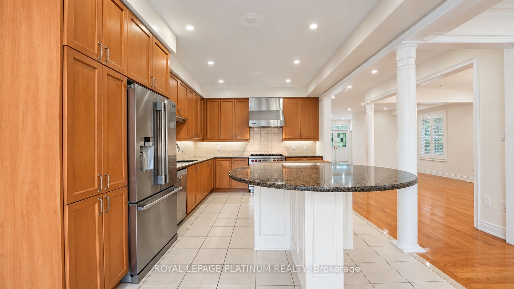 146 Sandringham Drive Property Photo 7