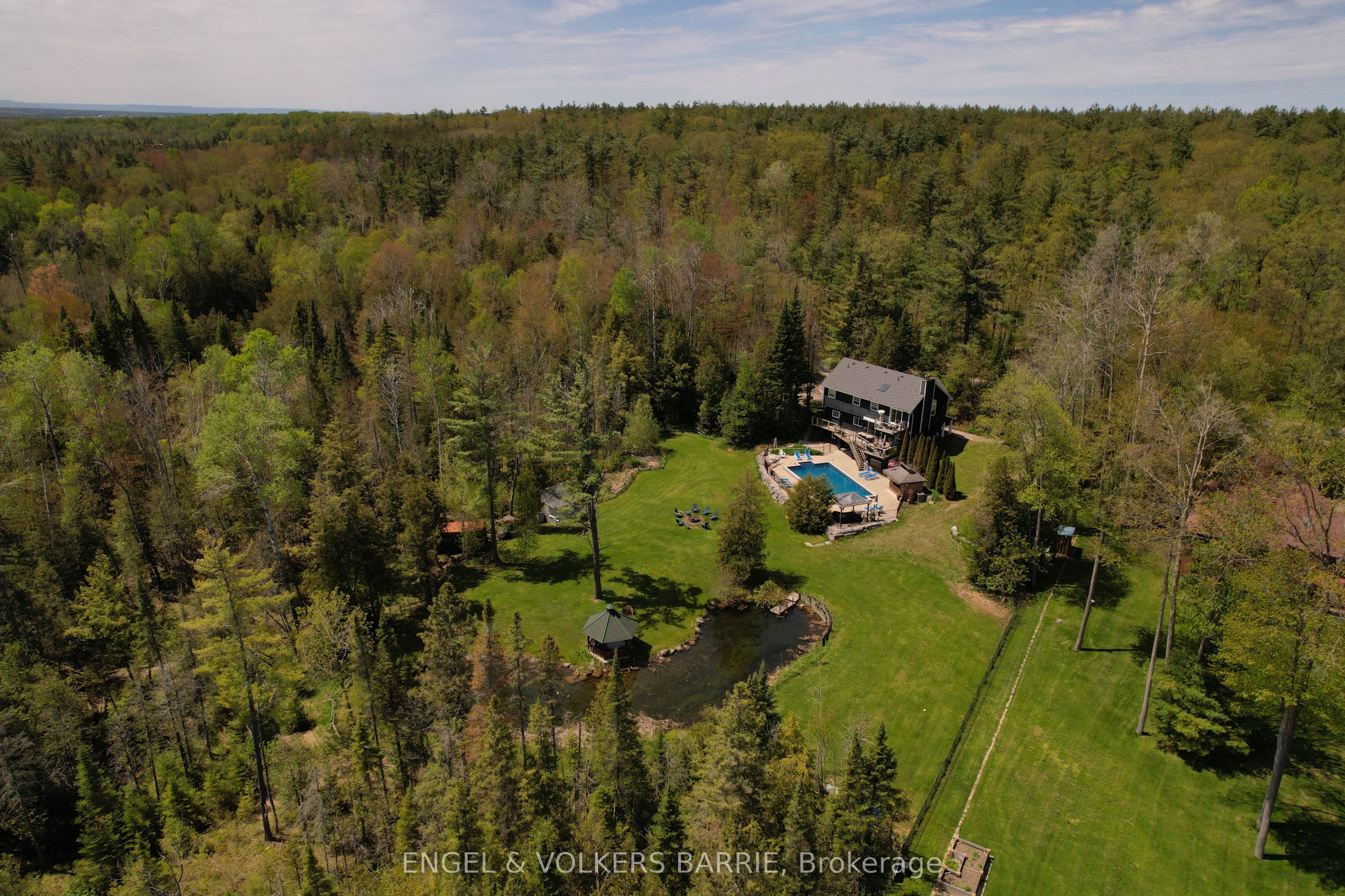 1441 Hendrie Road Property Photo 3