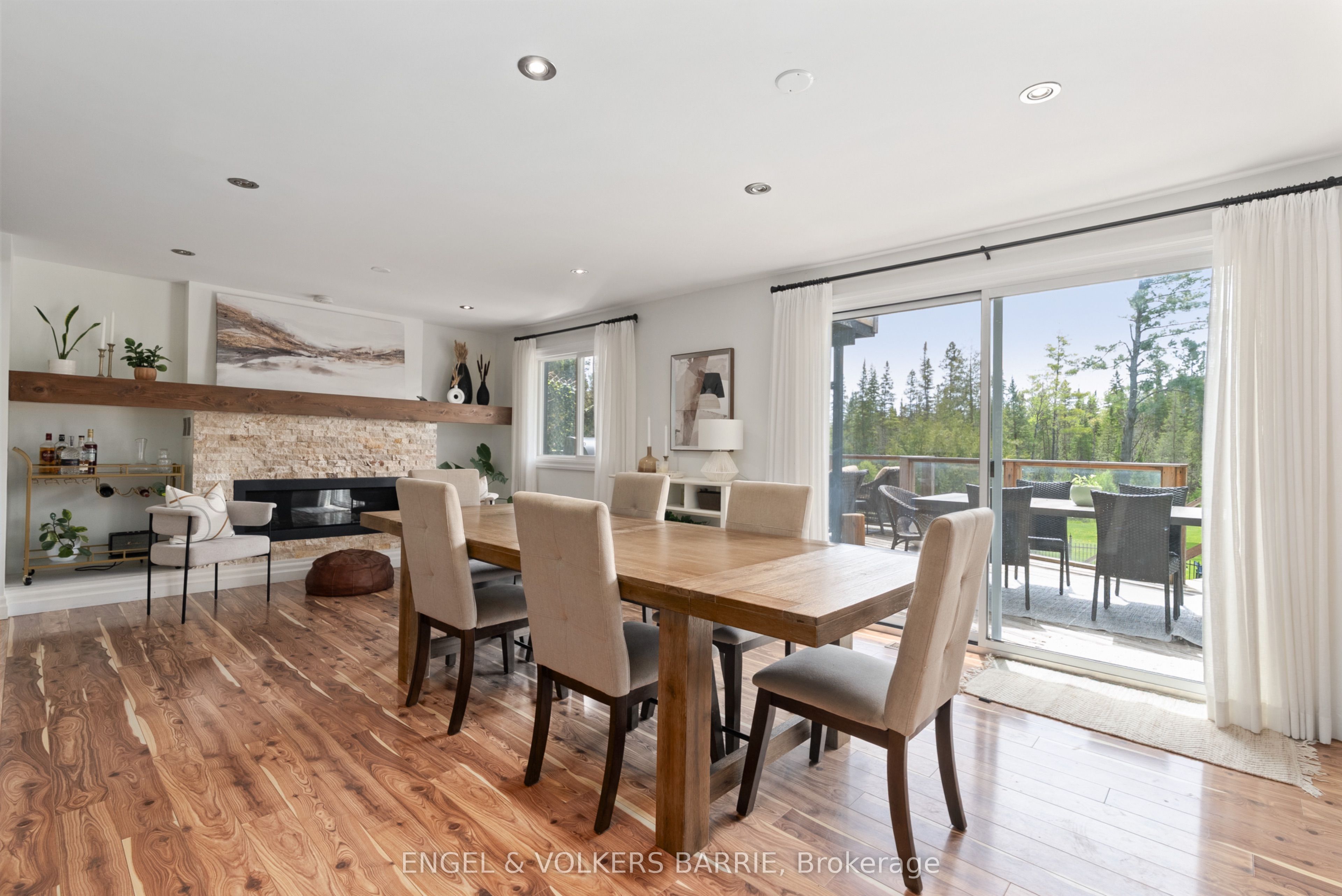 1441 Hendrie Road Property Photo 8