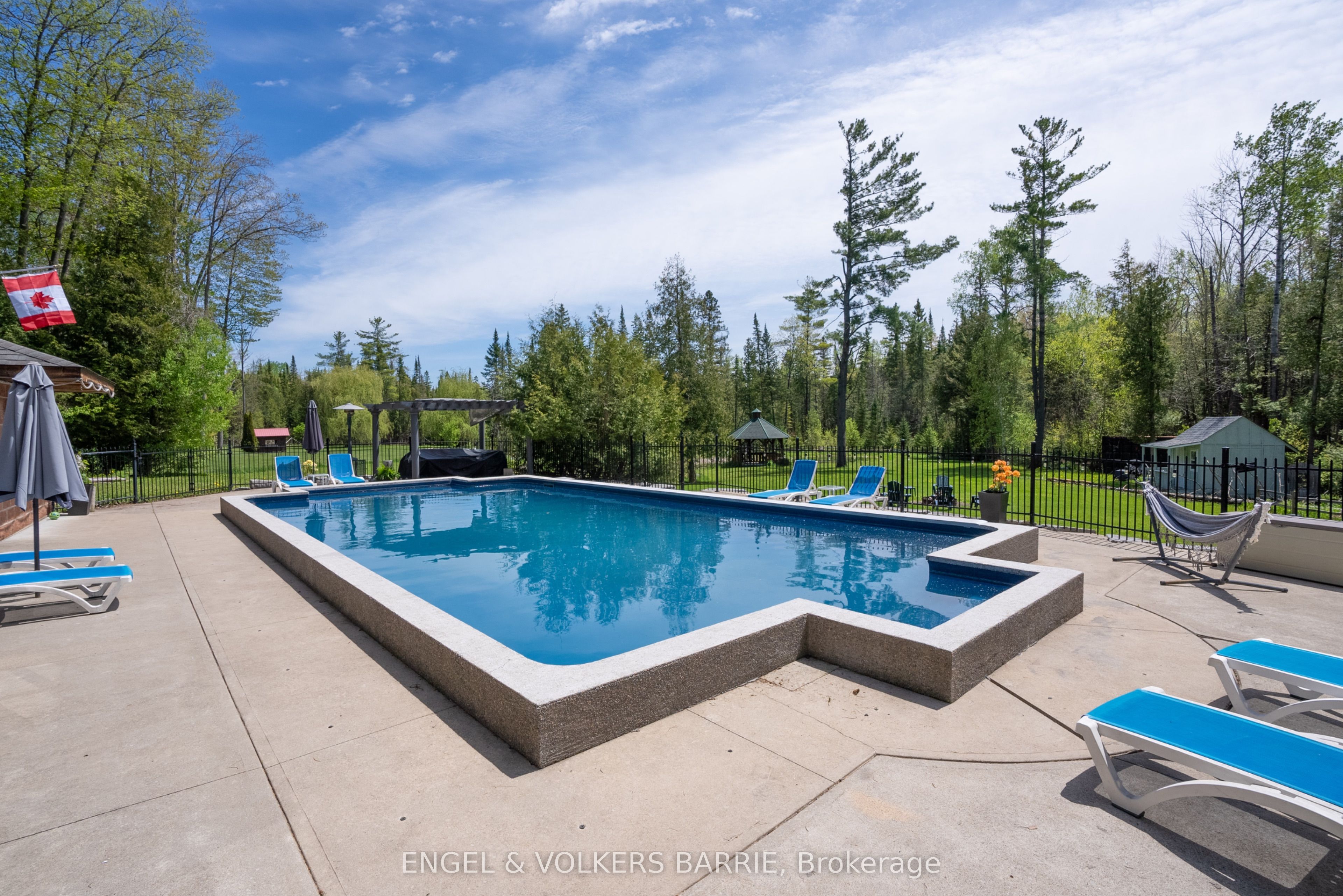 1441 Hendrie Road Property Photo 27