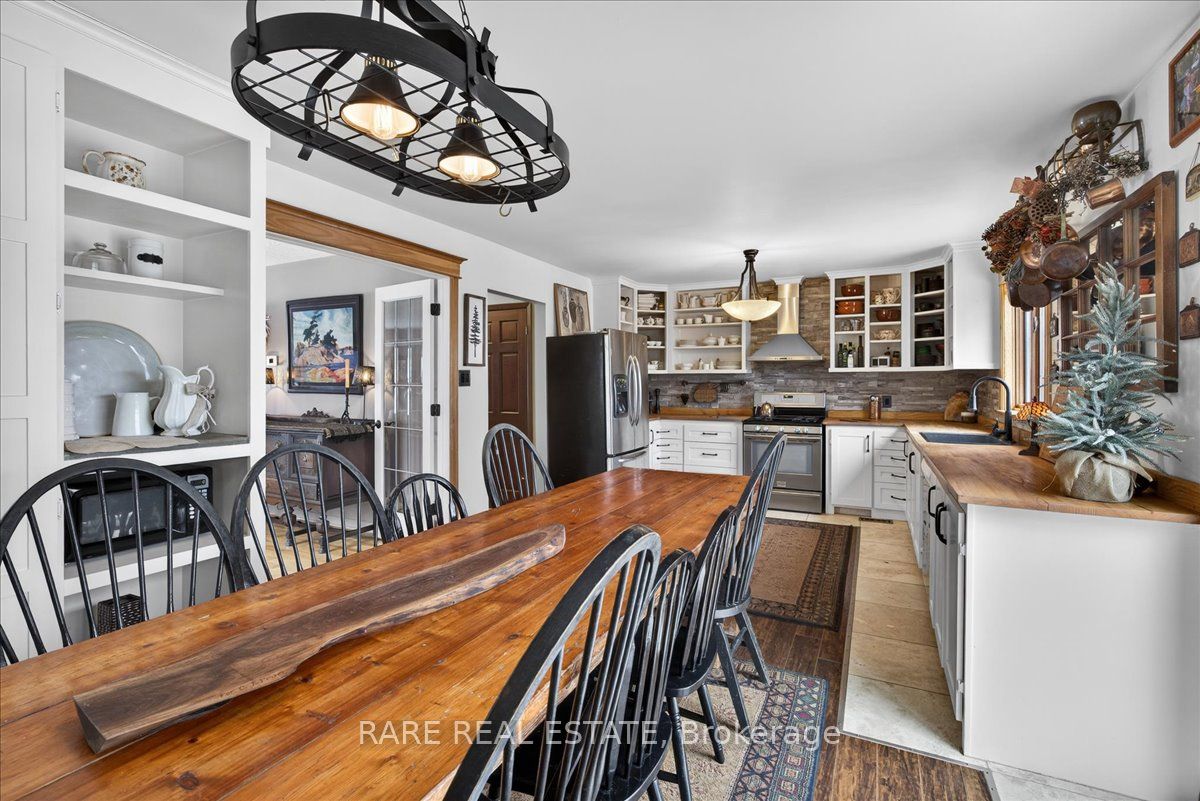 7 Pine Spring Property Photo 1