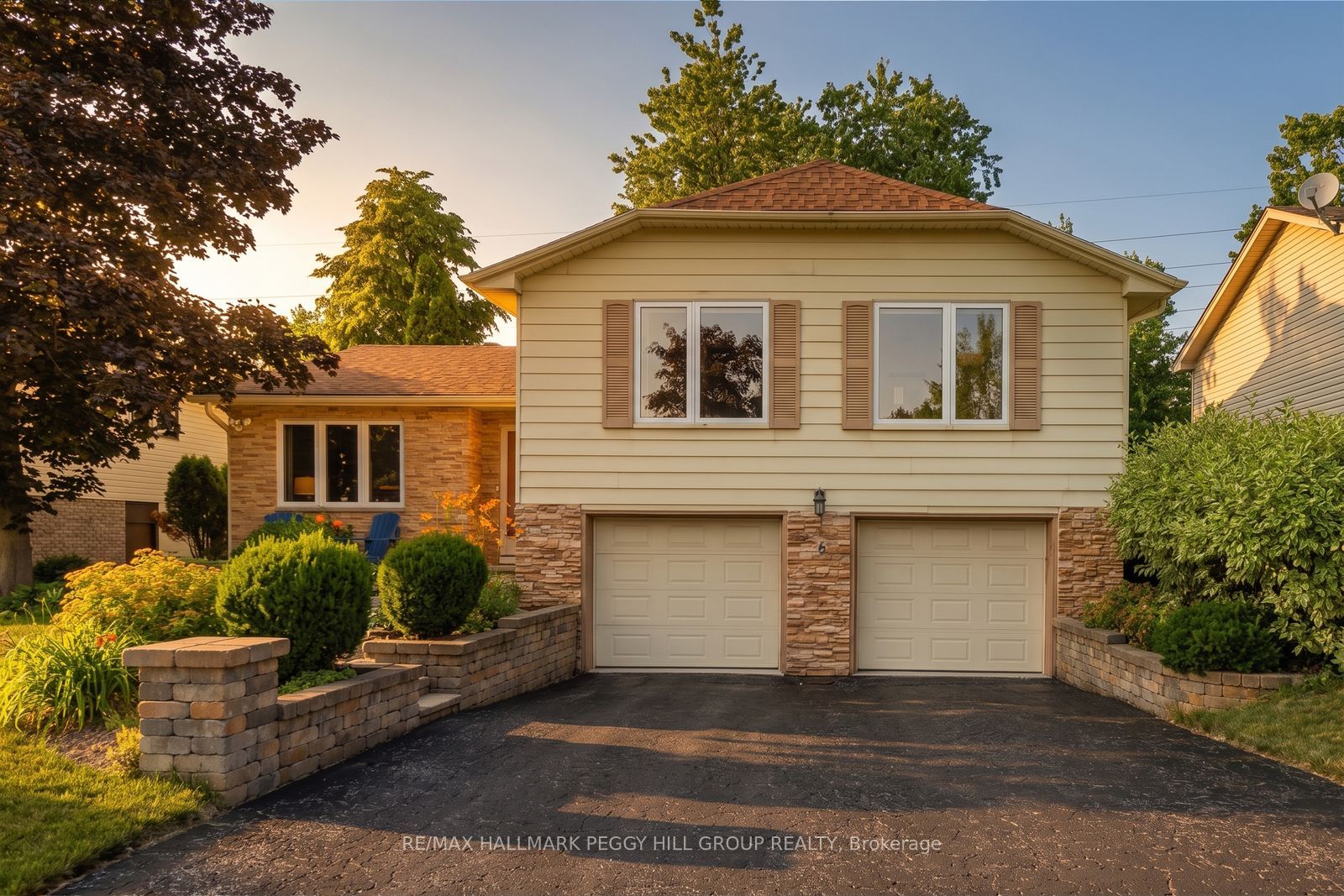 6 Oren Boulevard Property Photo 1