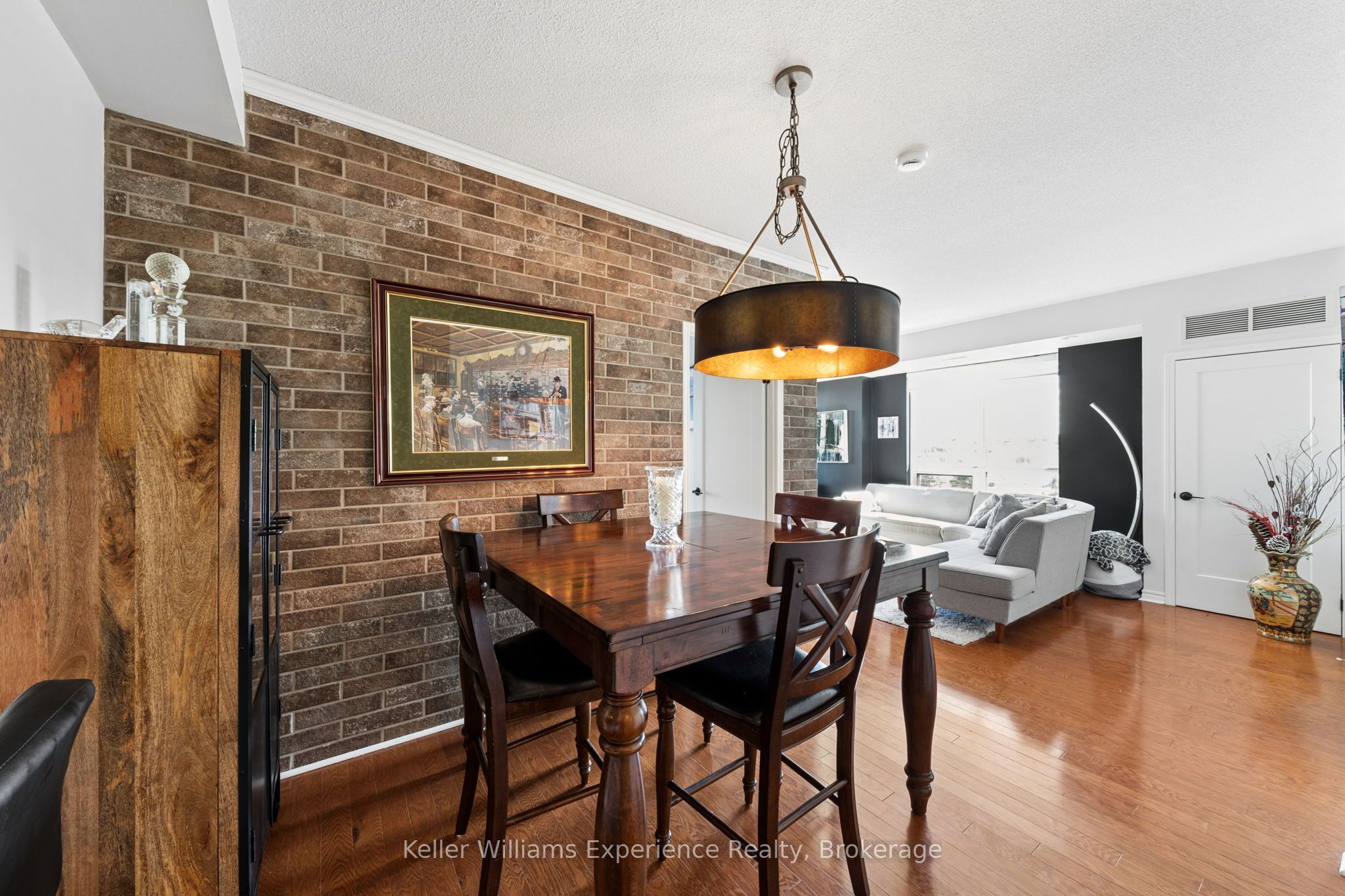 699 Aberdeen Boulevard 706 Property Photo 10
