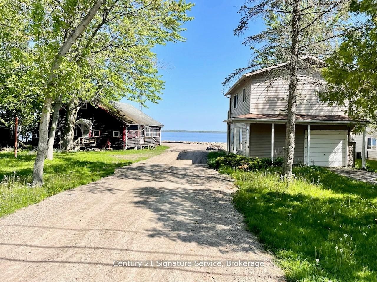 264 Robins Point Road Property Photo 3