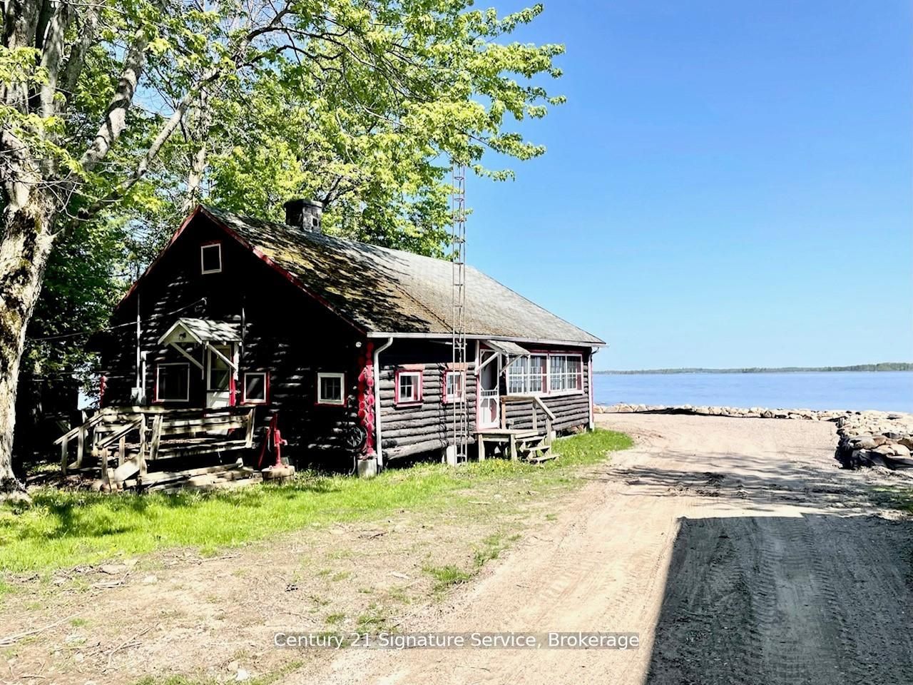 264 Robins Point Road Property Photo 4