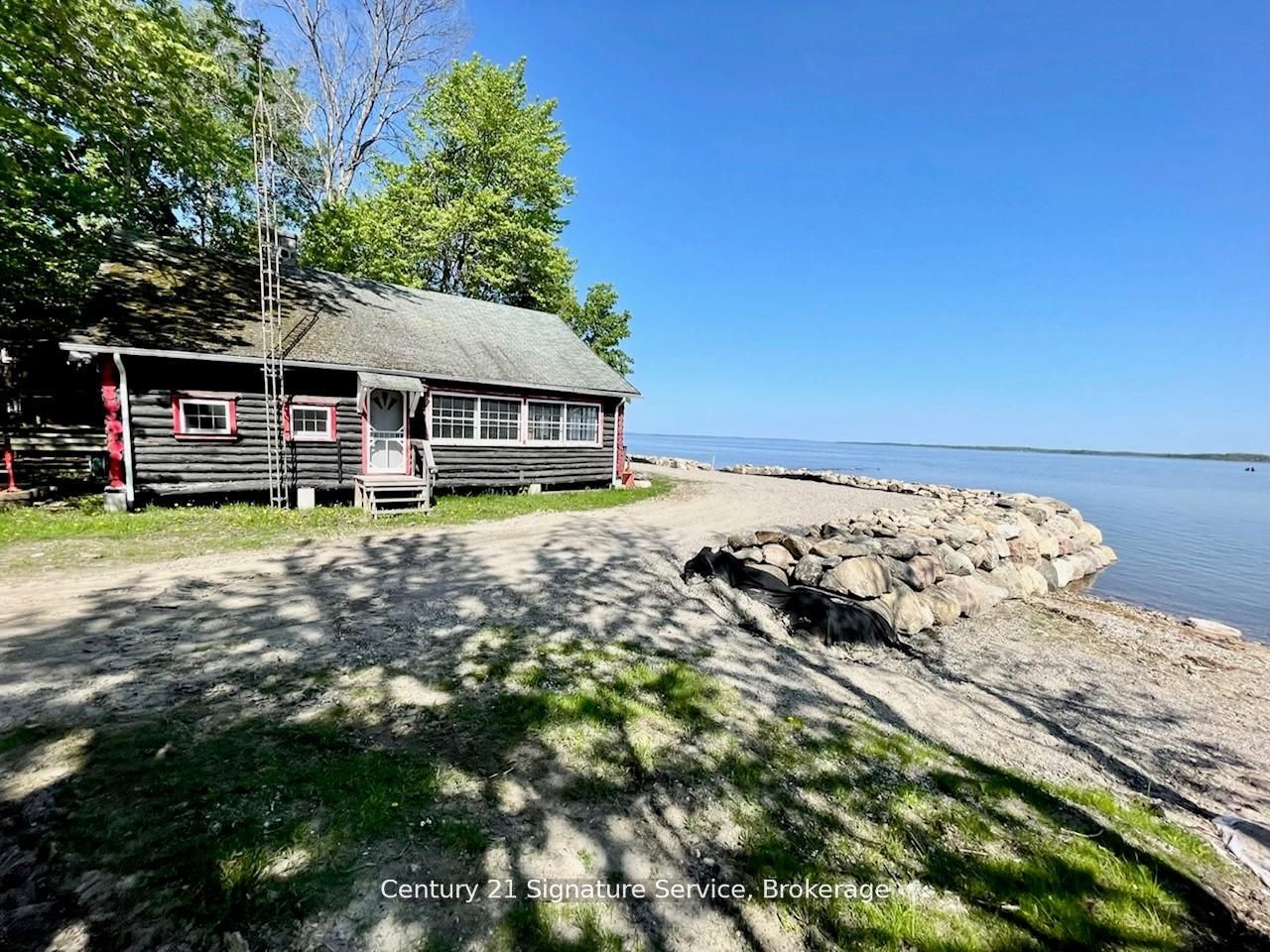 264 Robins Point Road Property Photo 5