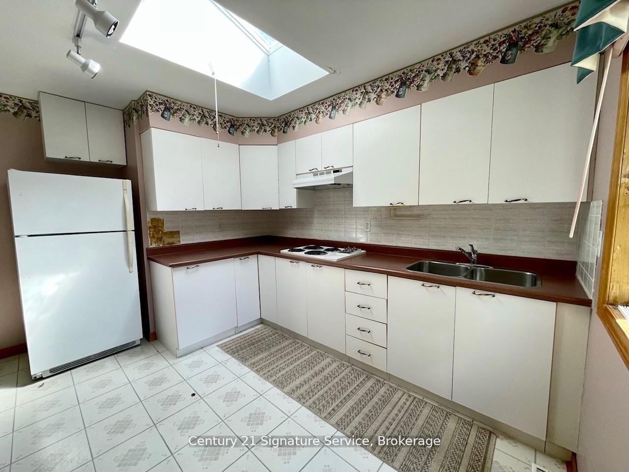 264 Robins Point Road Property Photo 13
