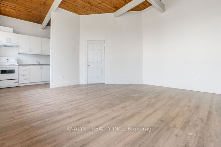 37 Donald Street Property Photo 7
