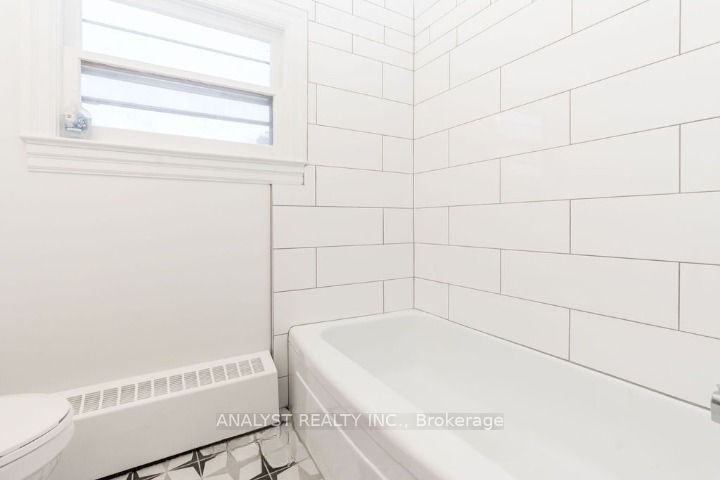37 Donald Street Property Photo 16