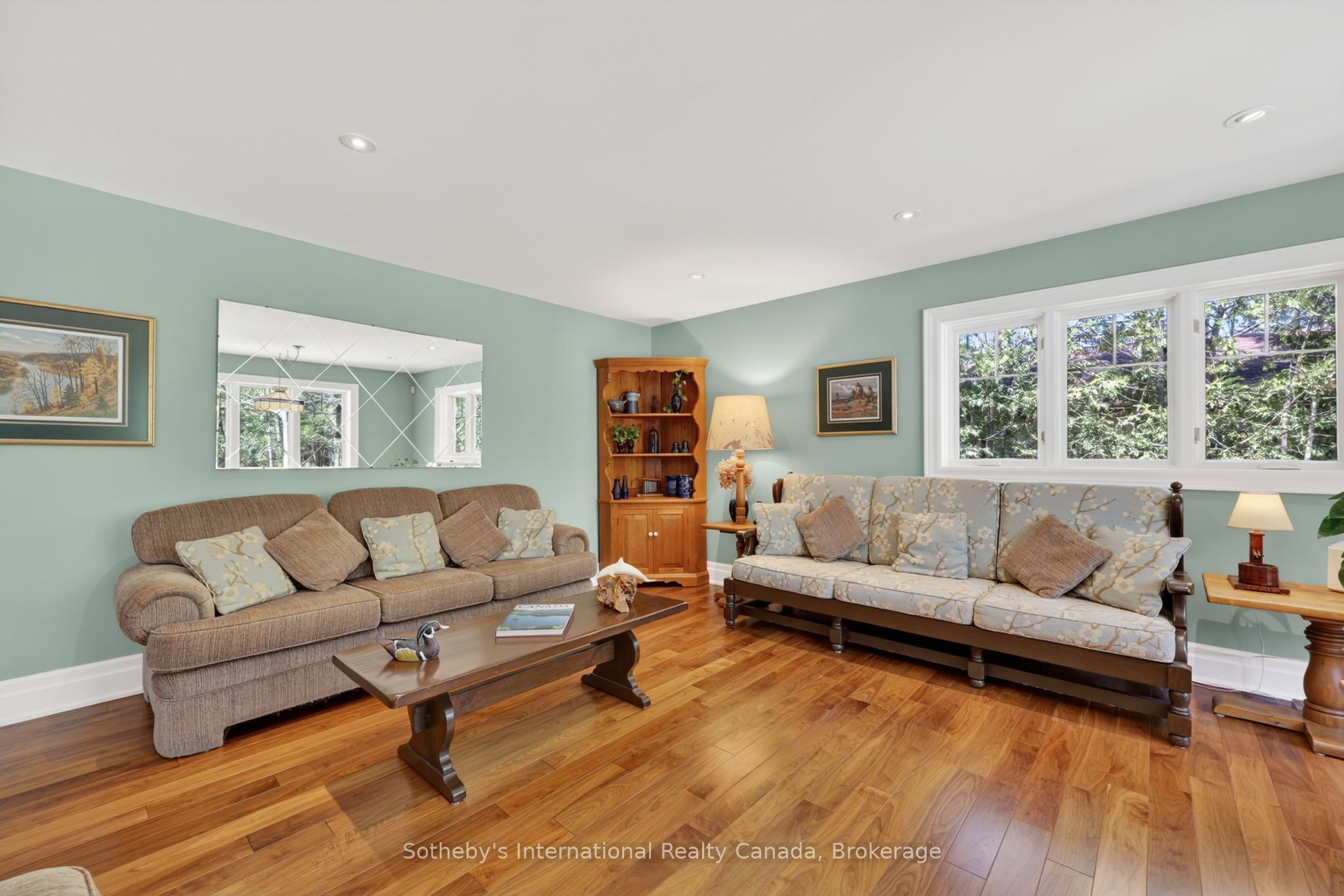 1036 River Road E Property Photo 10