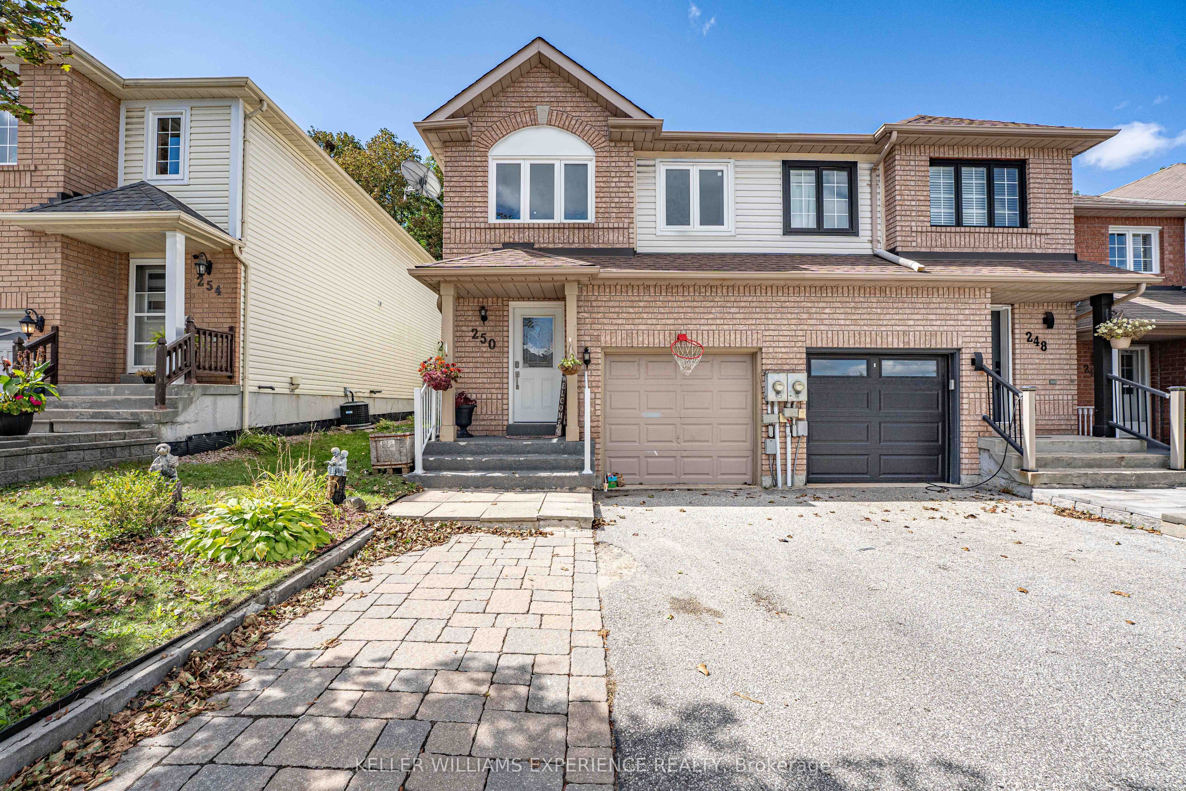 250 Ferndale Drive S Property Photo 6