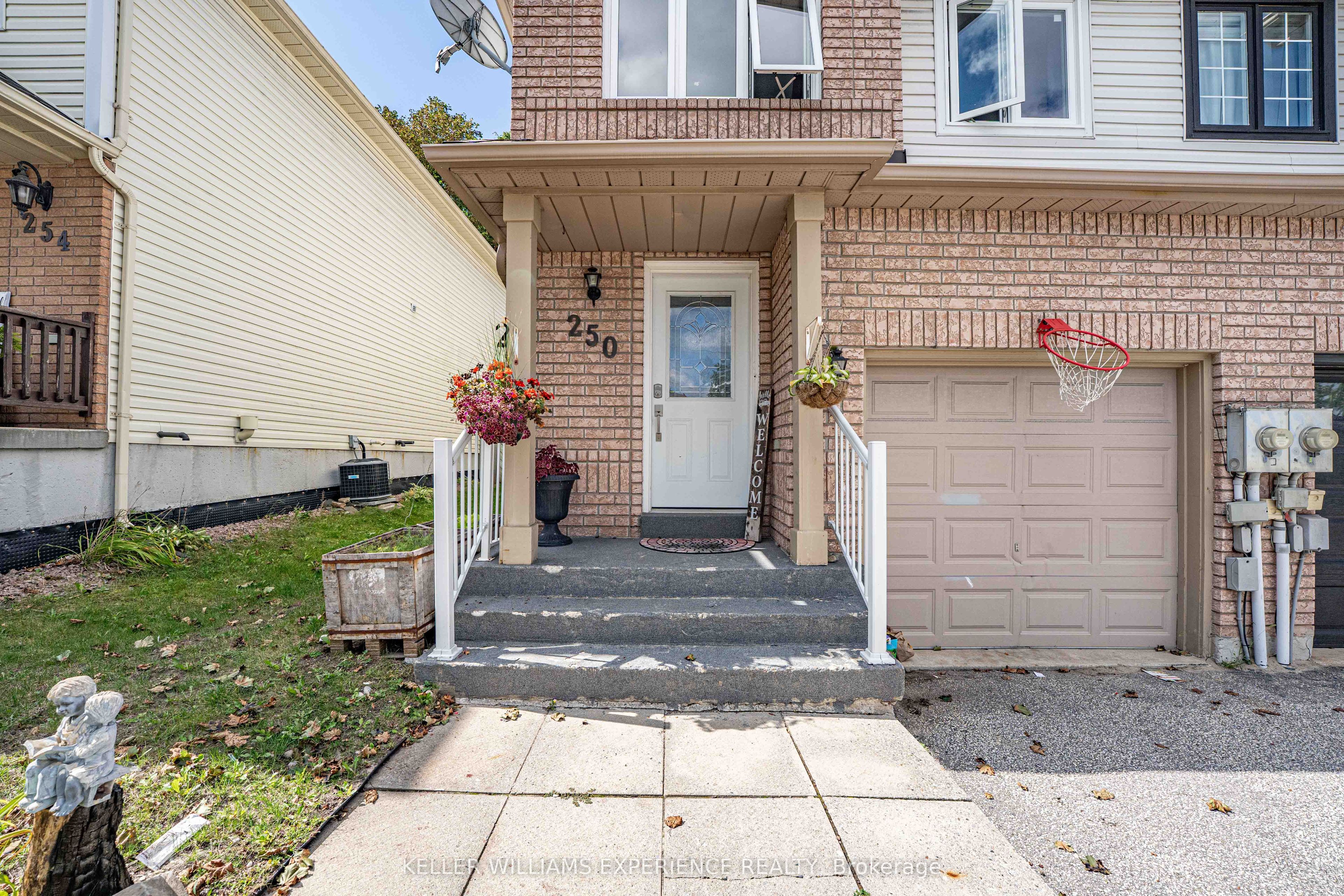 250 Ferndale Drive S Property Photo 8