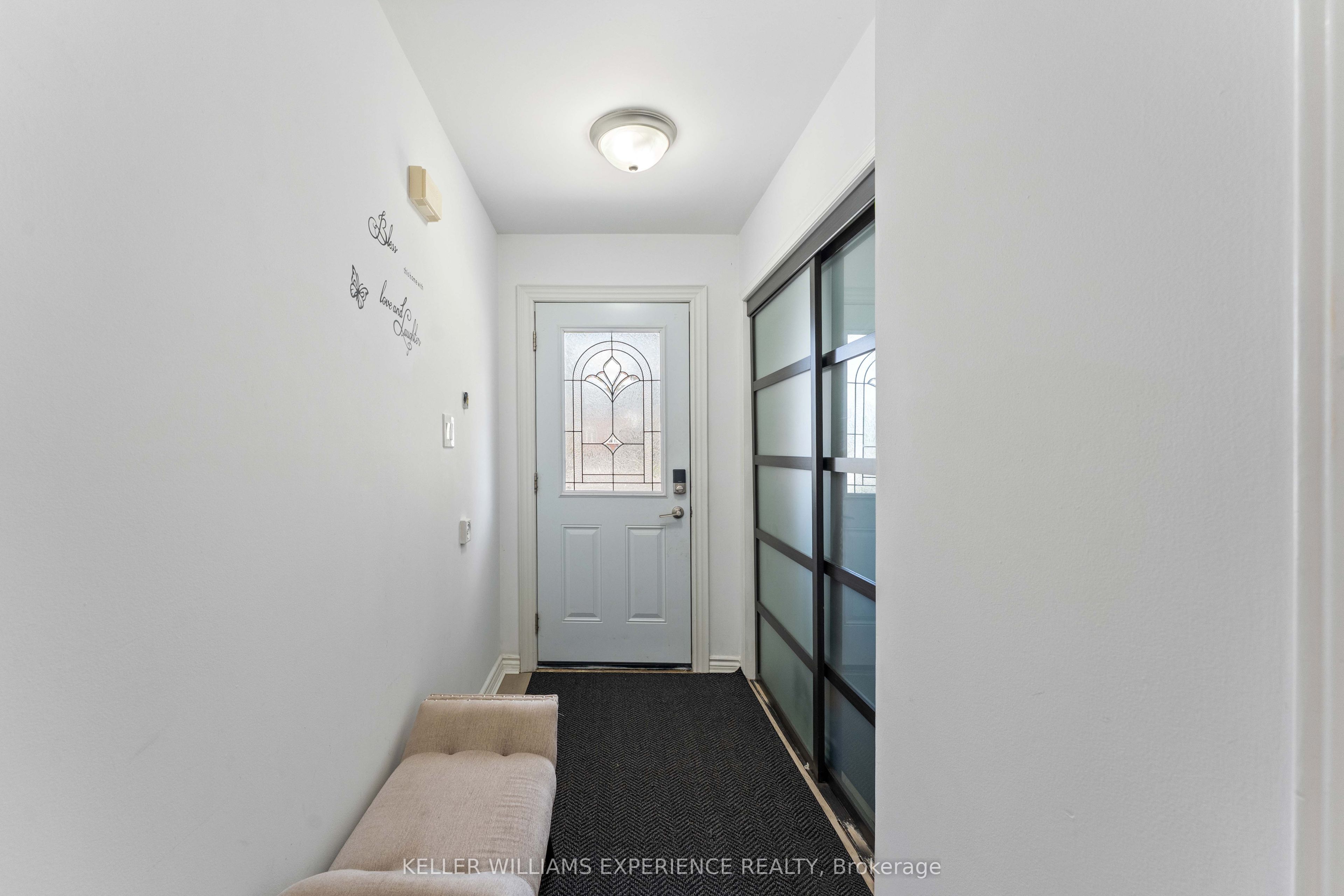 250 Ferndale Drive S Property Photo 10