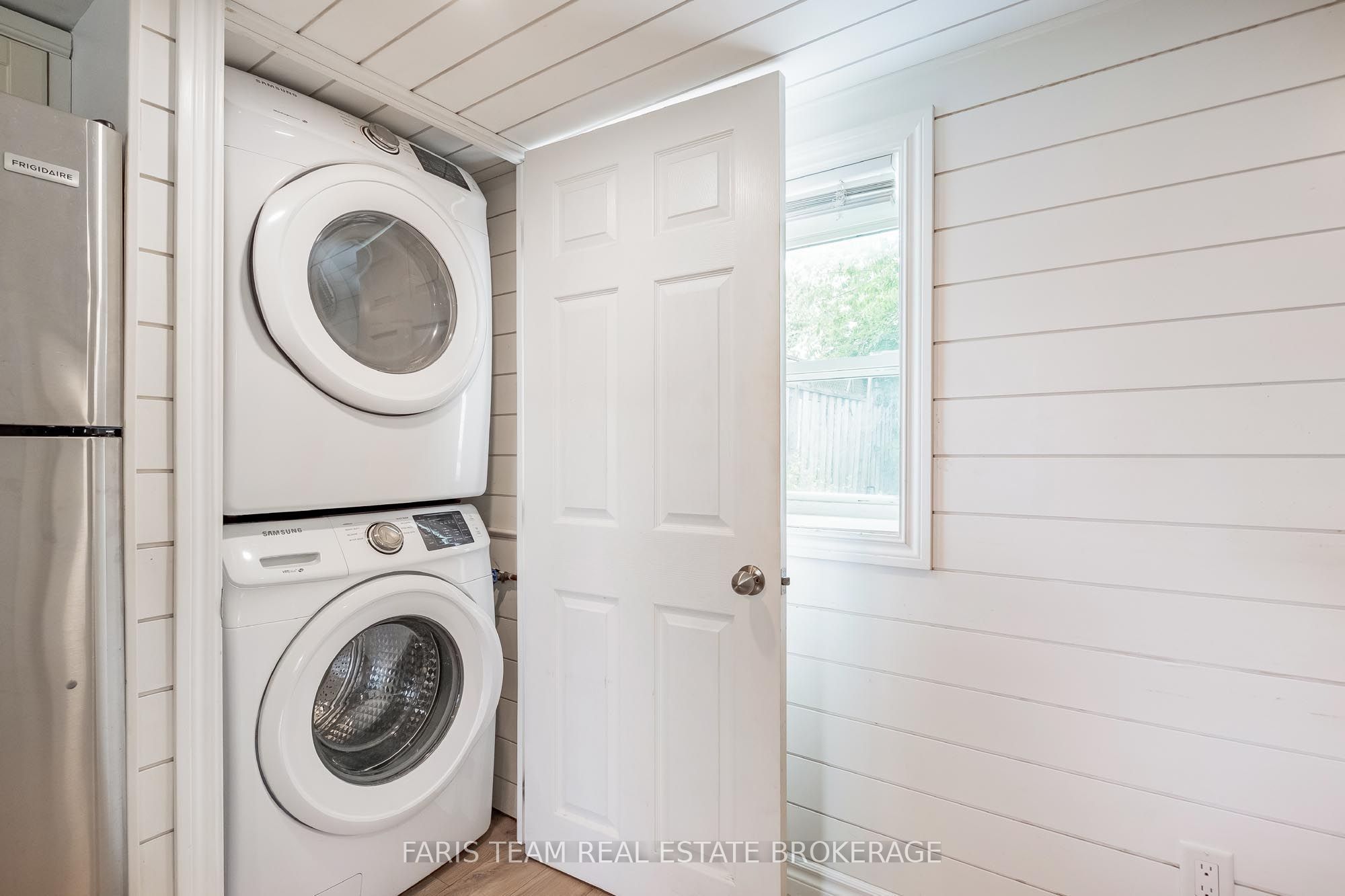 5 Robert Street Property Photo 9