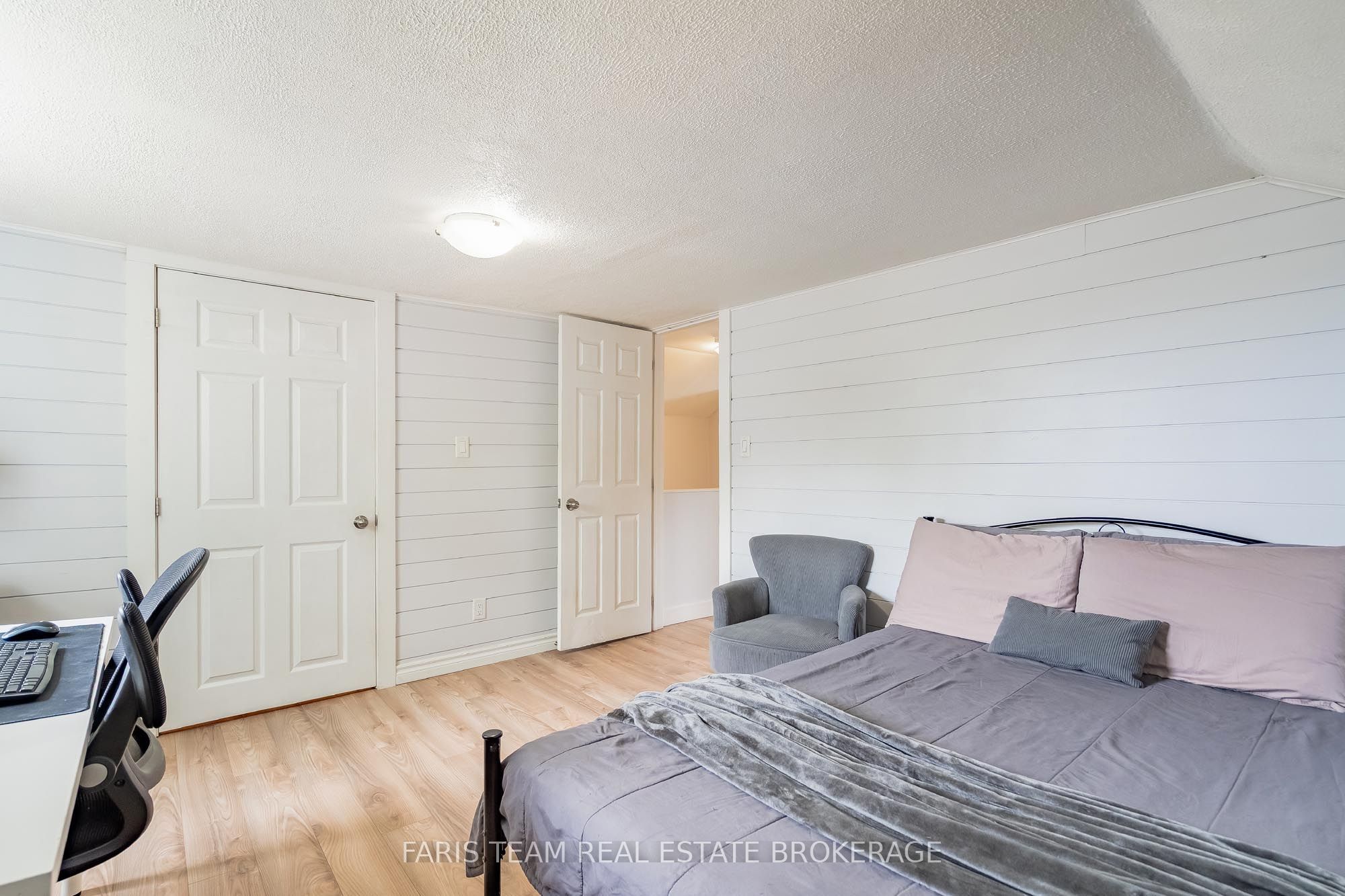 5 Robert Street Property Photo 11
