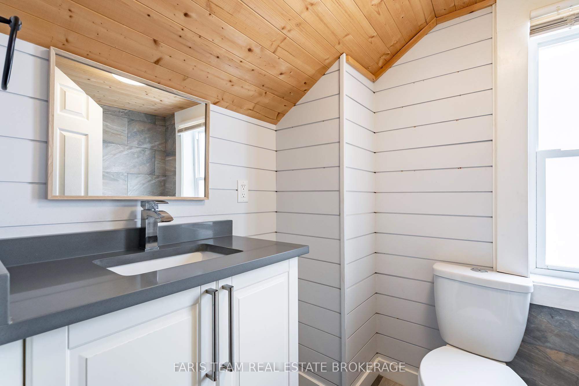5 Robert Street Property Photo 14