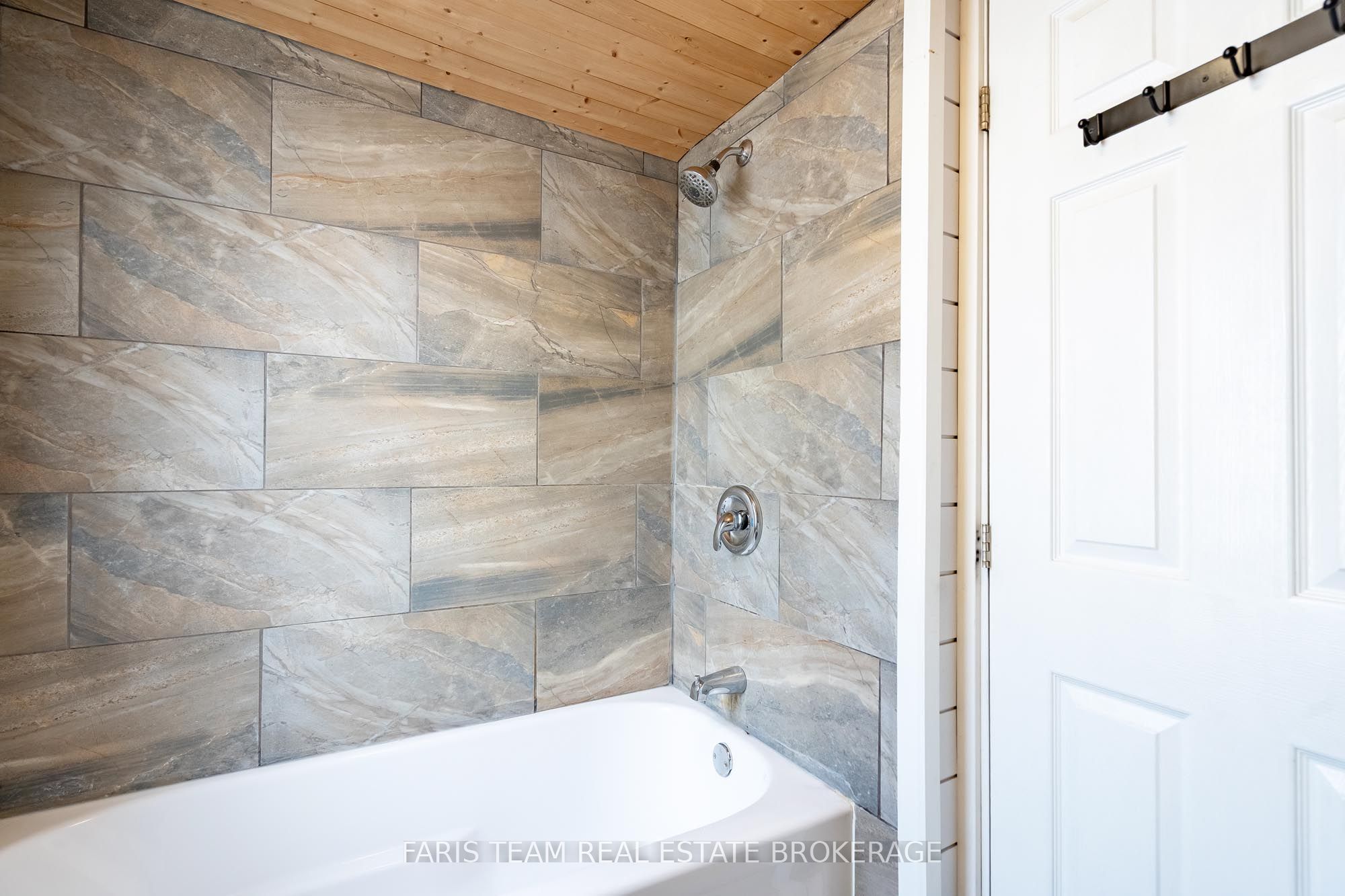 5 Robert Street Property Photo 15