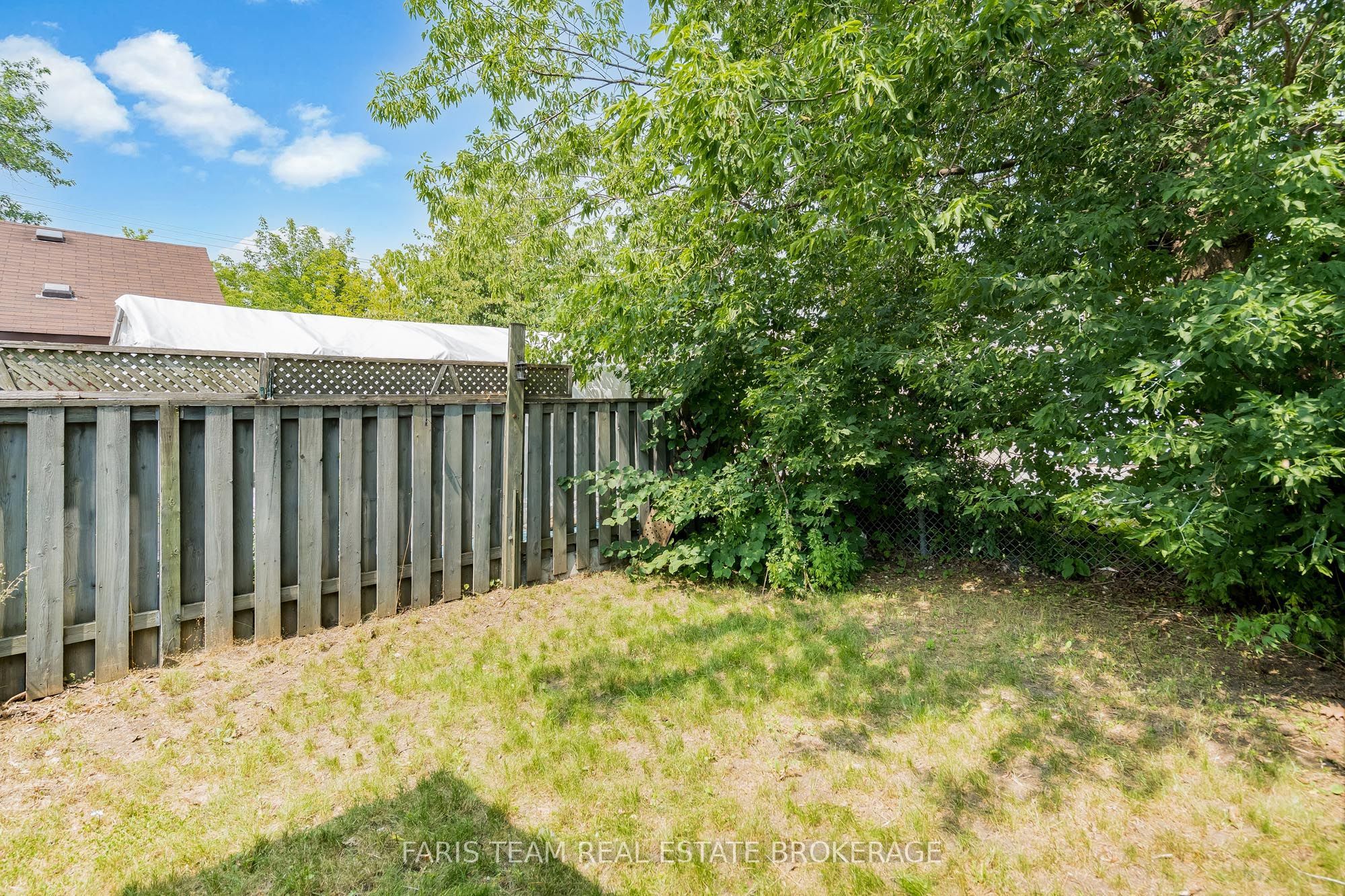 5 Robert Street Property Photo 18