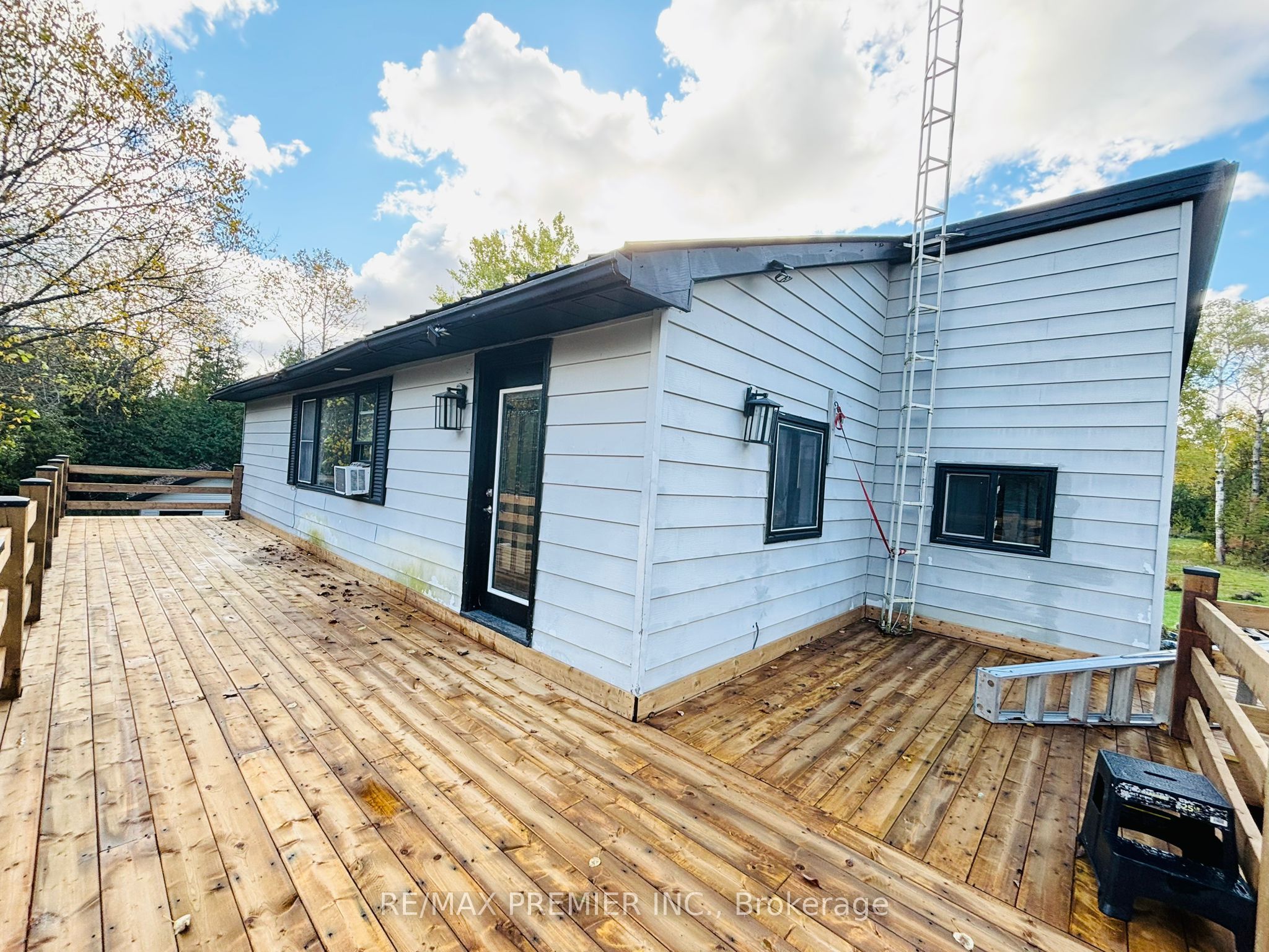 2506 Concession 10 N Nottawasaga Road Property Photo 1