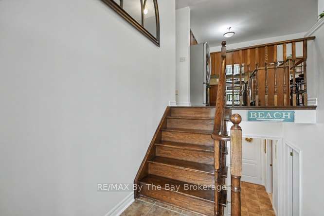 90 Meadowlark Boulevard Property Photo 6