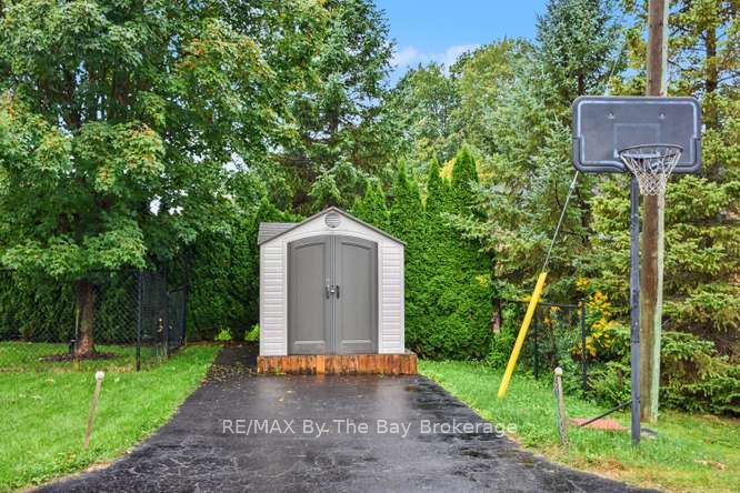 90 Meadowlark Boulevard Property Photo 35