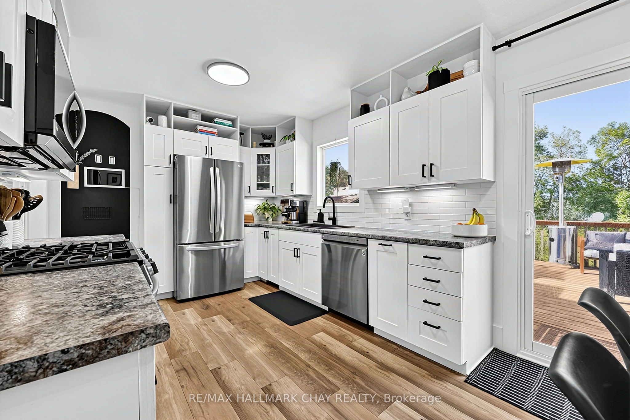 32 Caroline Street Property Photo 12