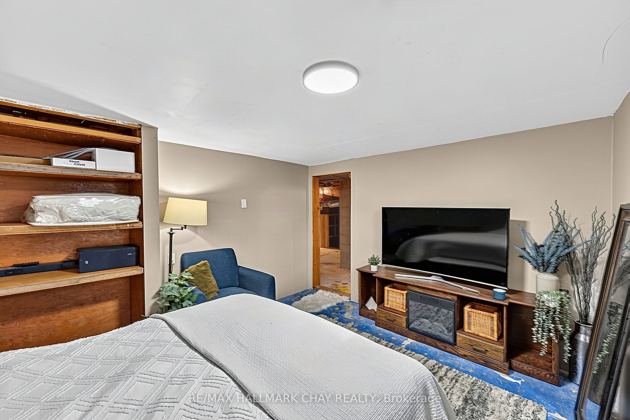 32 Caroline Street Property Photo 38