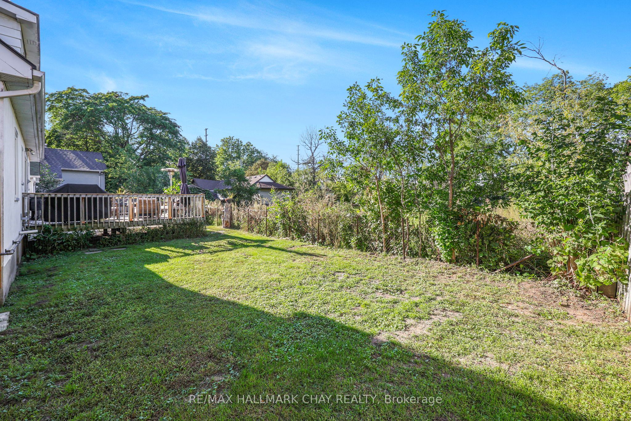 32 Caroline Street Property Photo 47