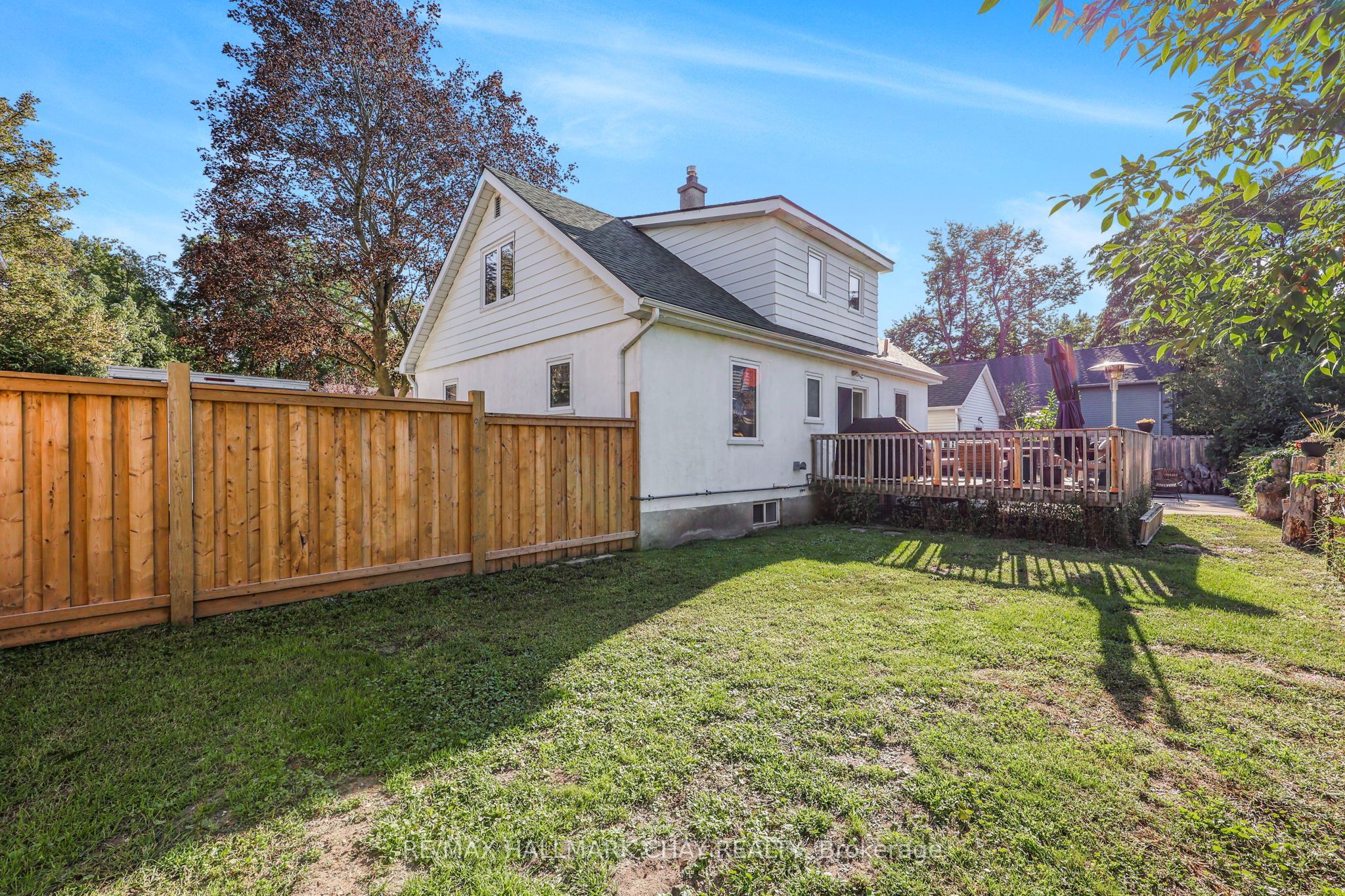 32 Caroline Street Property Photo 48