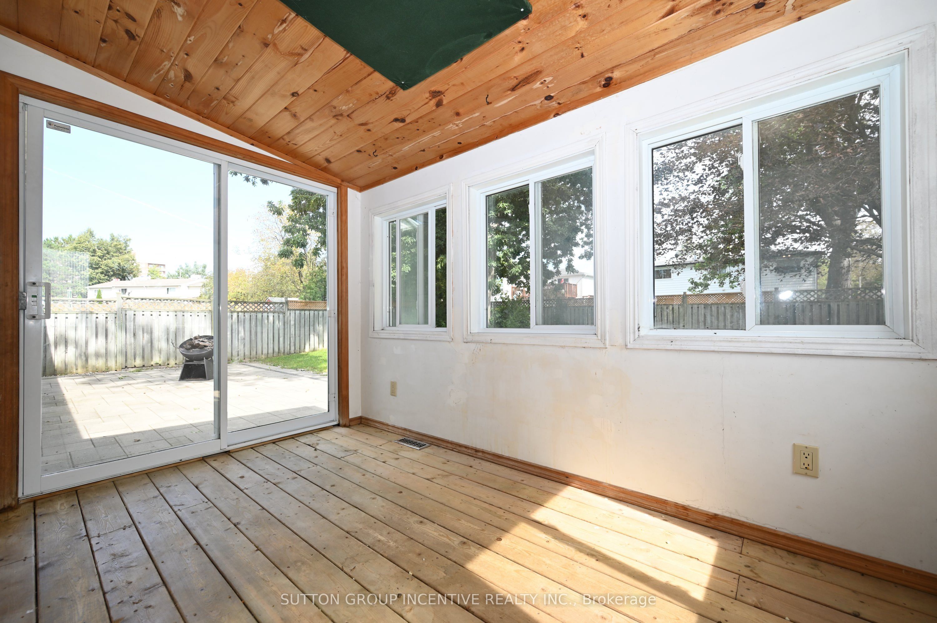 7 Huron Street Property Photo 16