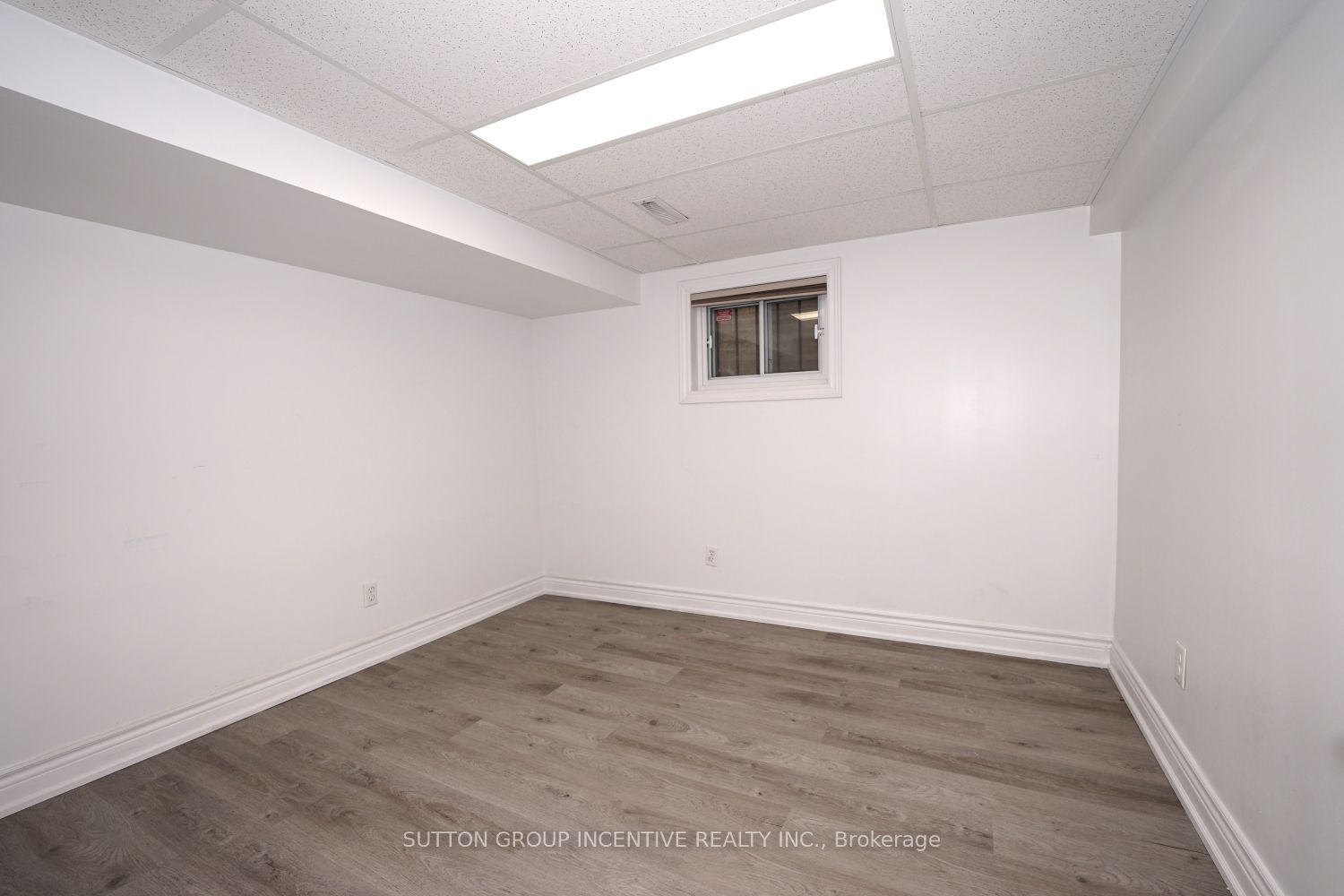 7 Huron Street Property Photo 22