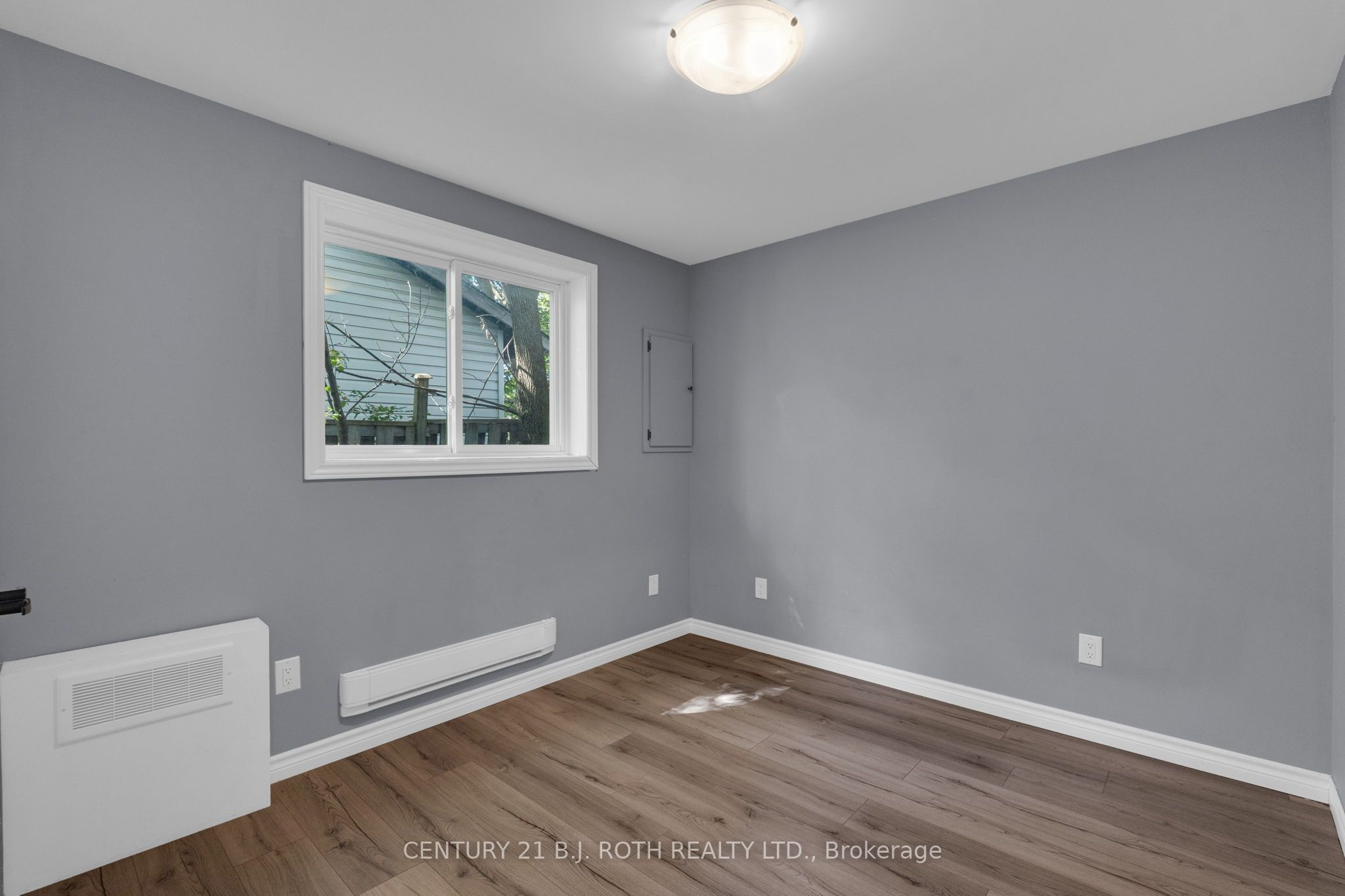 12 Dufferin Street Units 1 + 2 + Coach House Property Photo 19