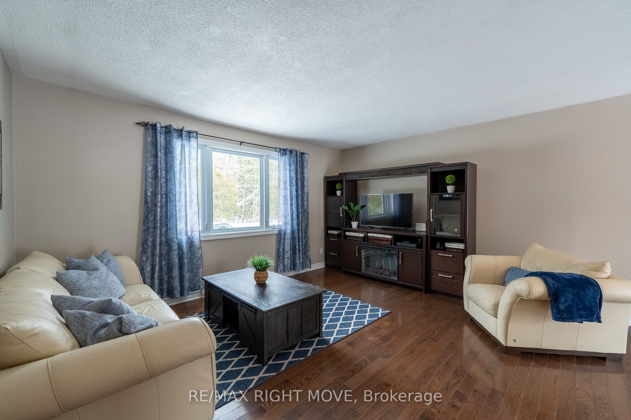 3304 Goldstein Road Property Photo 8