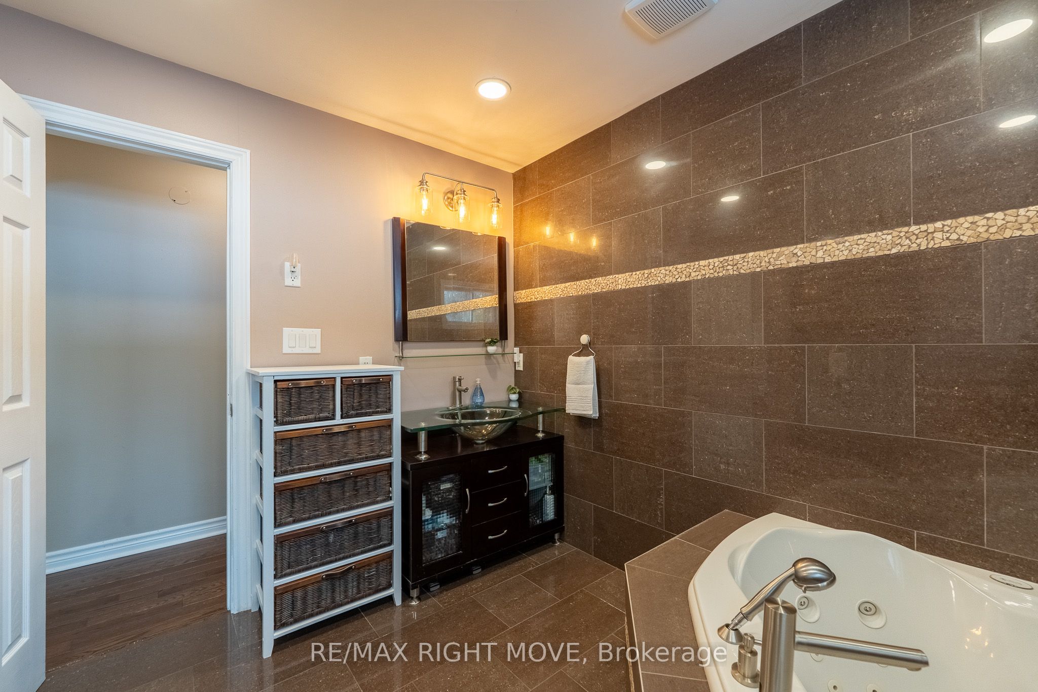 3304 Goldstein Road Property Photo 18