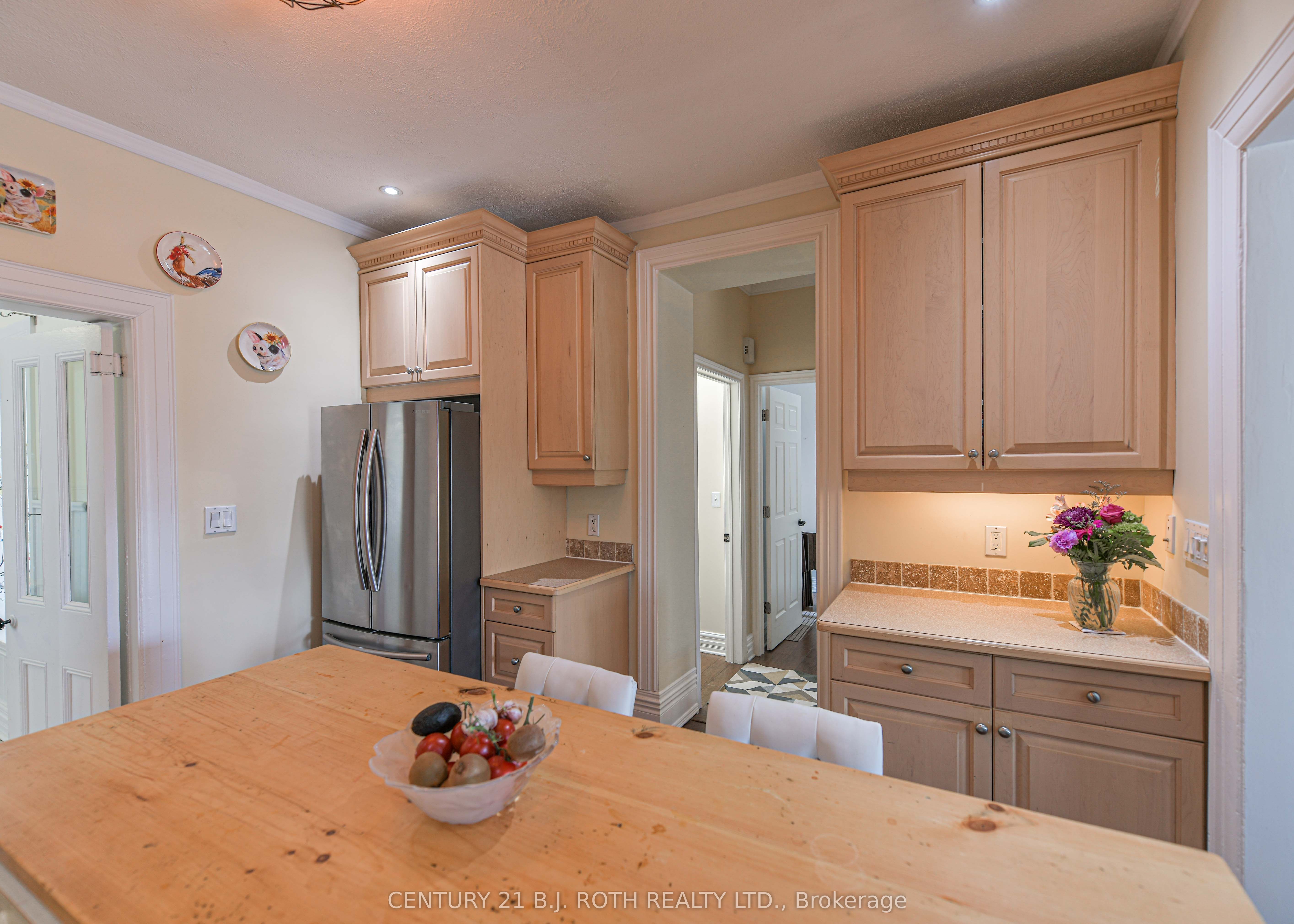 80 Coldwater Road W Property Photo 12