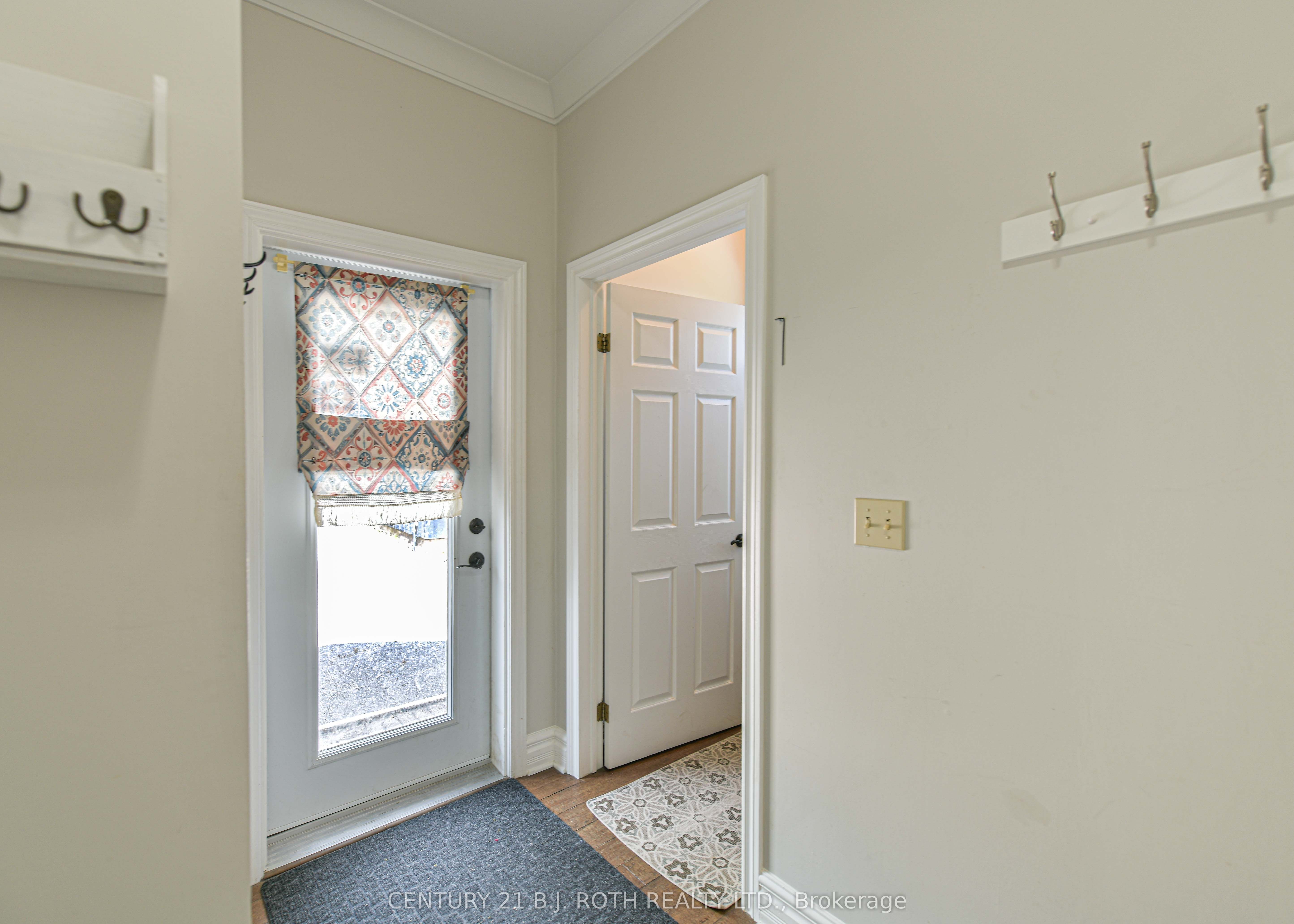 80 Coldwater Road W Property Photo 18